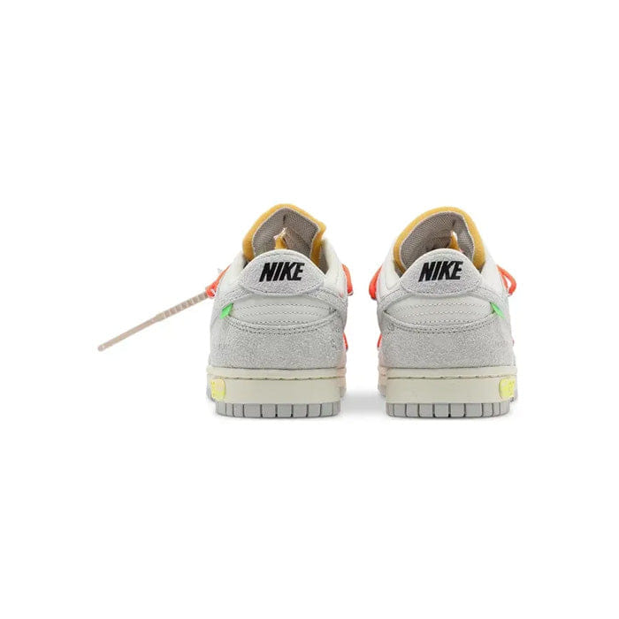 Nike Off - White x Nike Dunk Low Lot 11 of 50