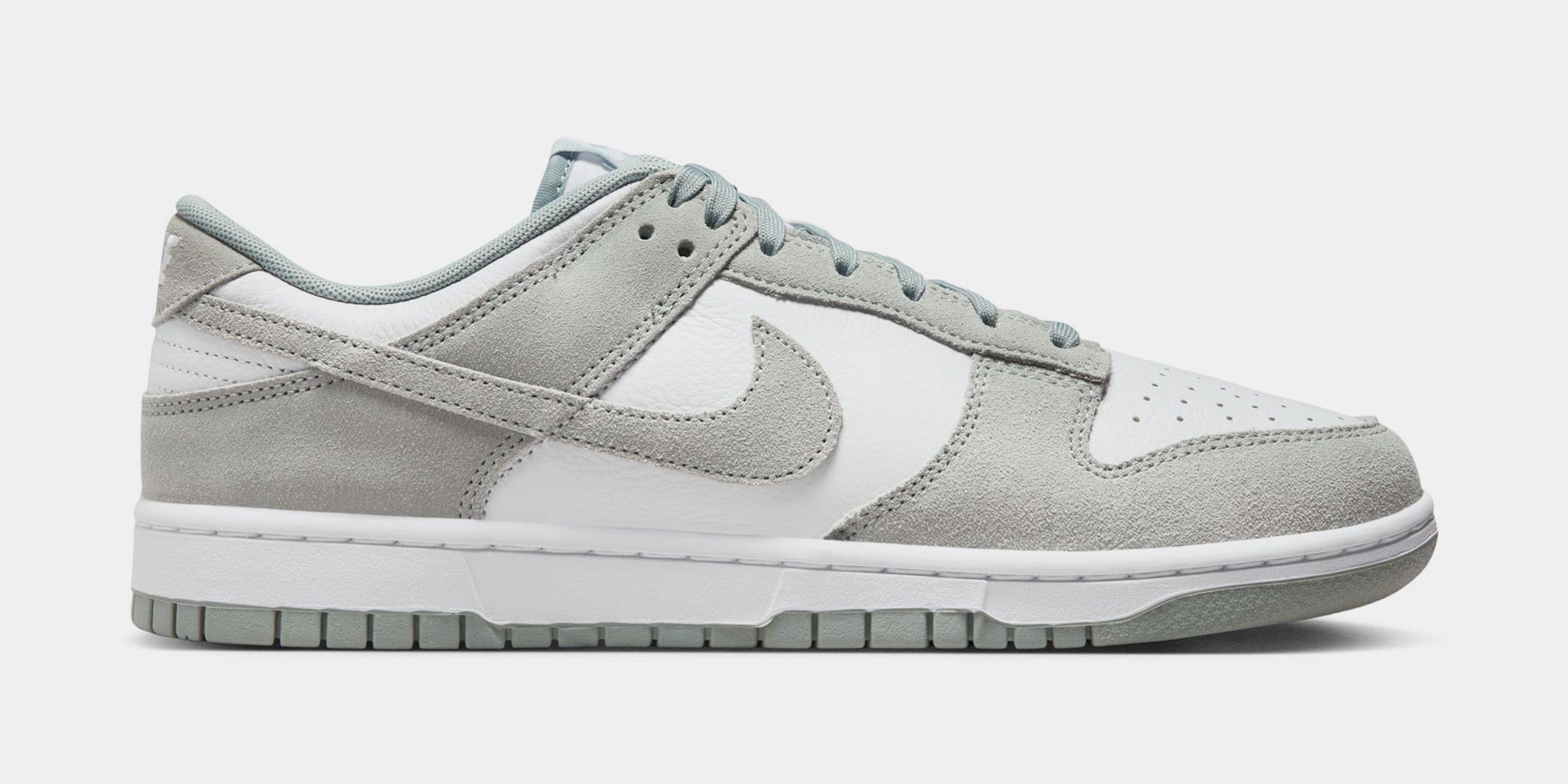 Nike Dunk Low Retro Mens Lifestyle Shoes (White/Light Pumice)
