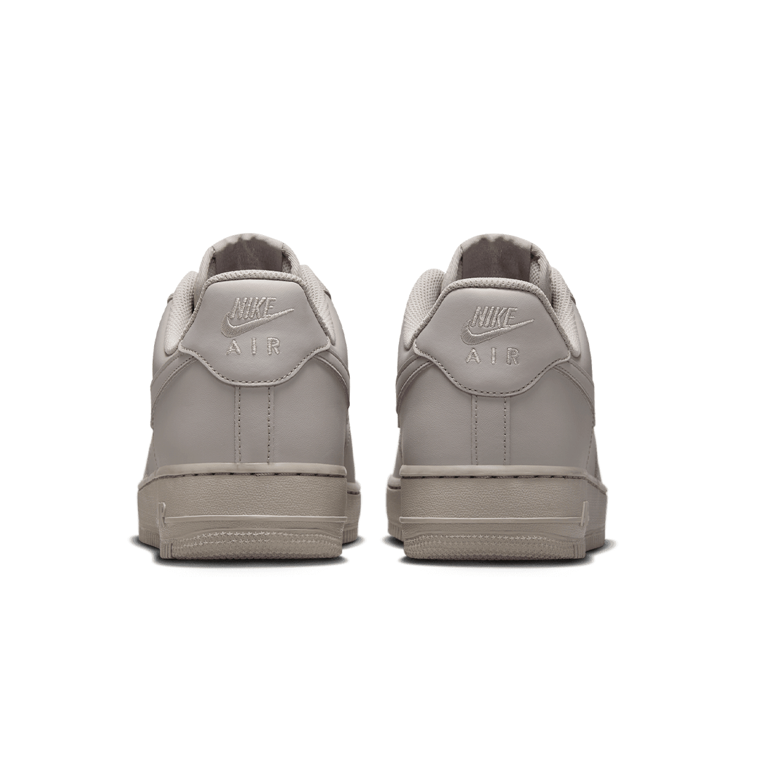 Nike AIR FORCE 1 '07 LOW COLLEGE GREY