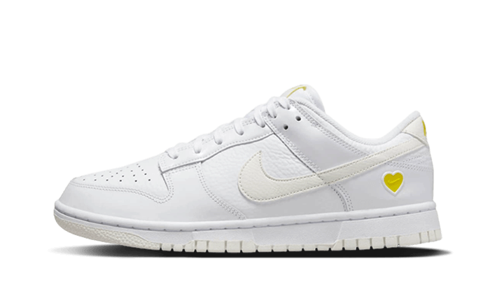 Nike Dunk Low Yellow Heart