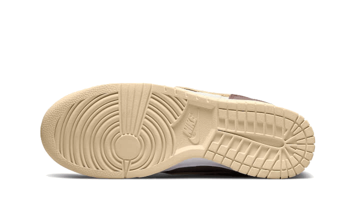 Nike Dunk Low Scrap Latte