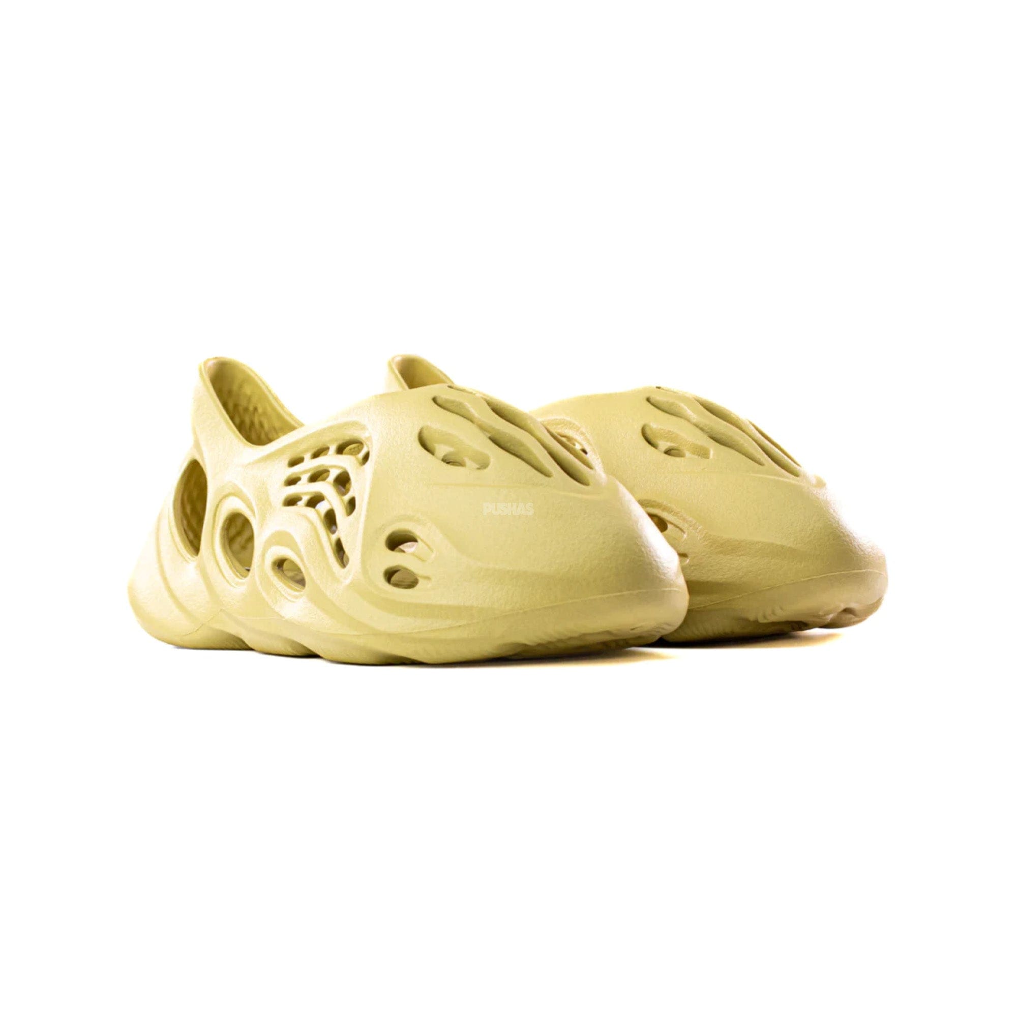 adidas Yeezy Foam RNNR Sulfur (2024)