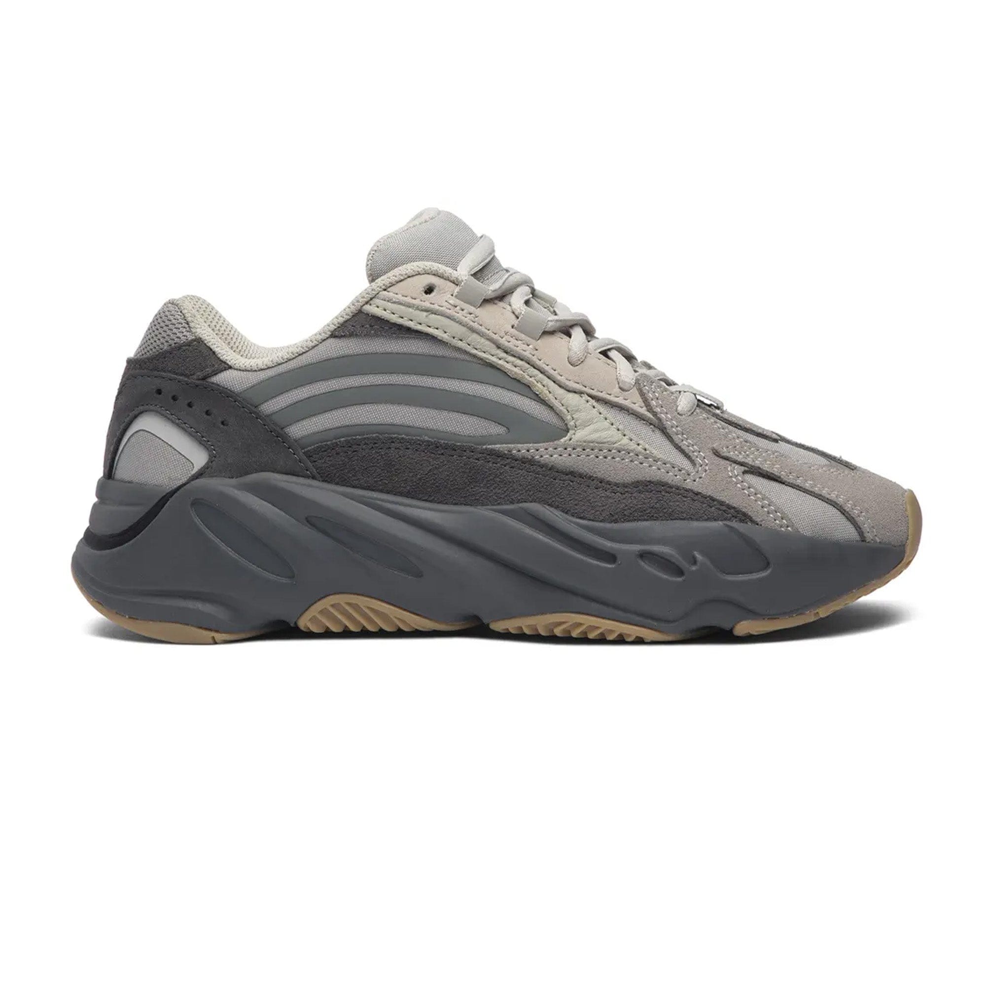 adidas Yeezy 700 V2 Tephra (New)