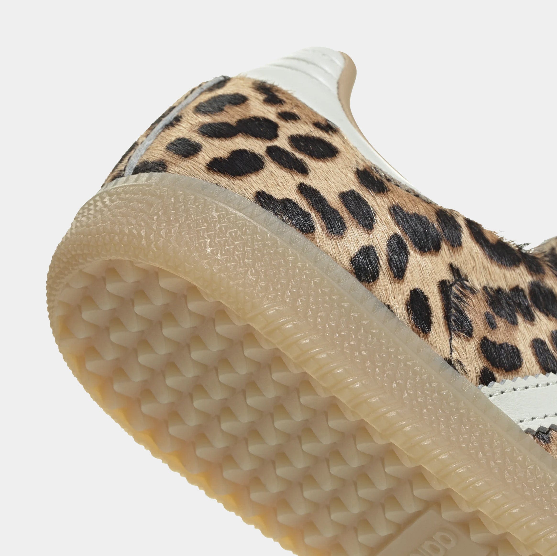 adidas Samba OG Leopard Womens Lifestyle Shoes (Magic Beige/Ivory/Gum)