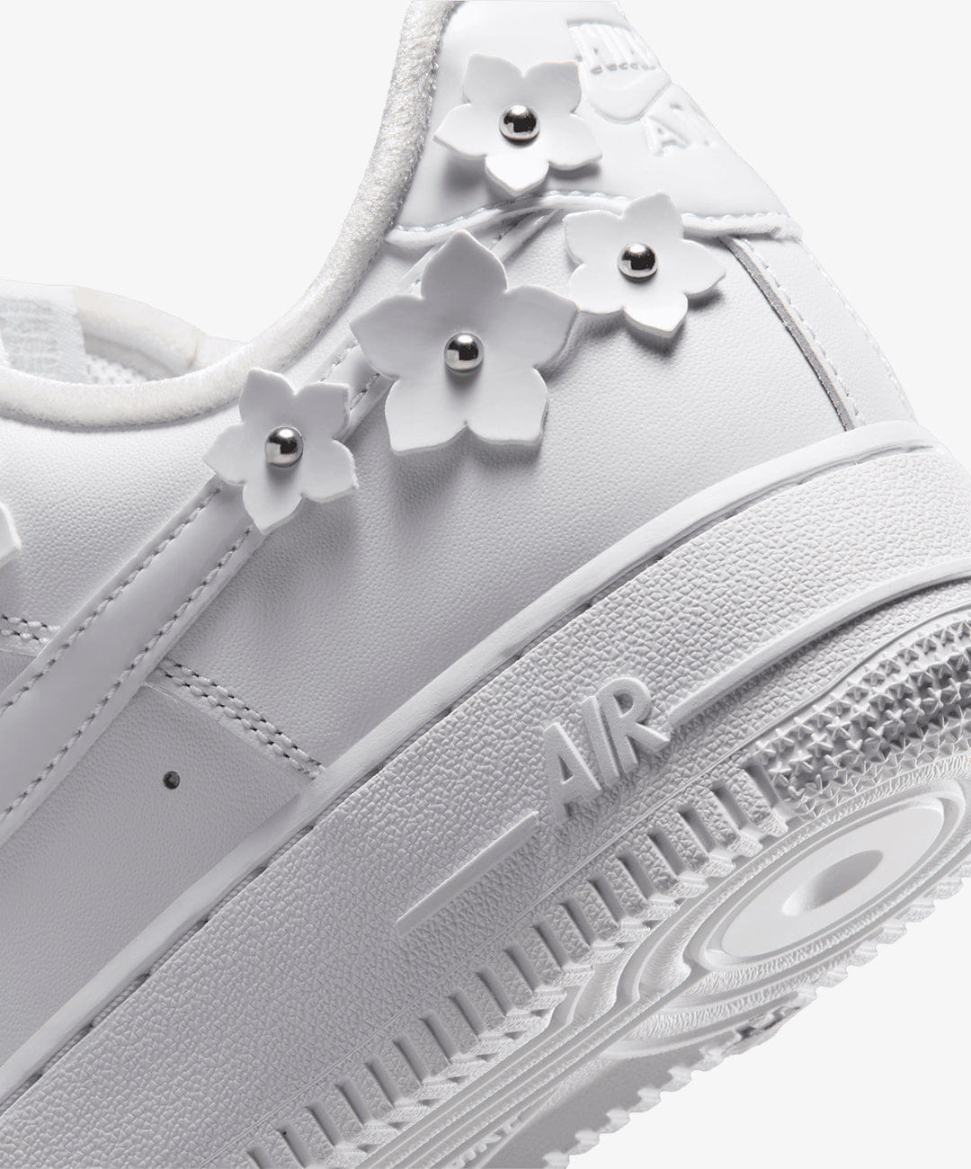 Nike | AIR FORCE 1 '07 { WHITE/WHITE - WOLF GREY - METALLIC SILVER