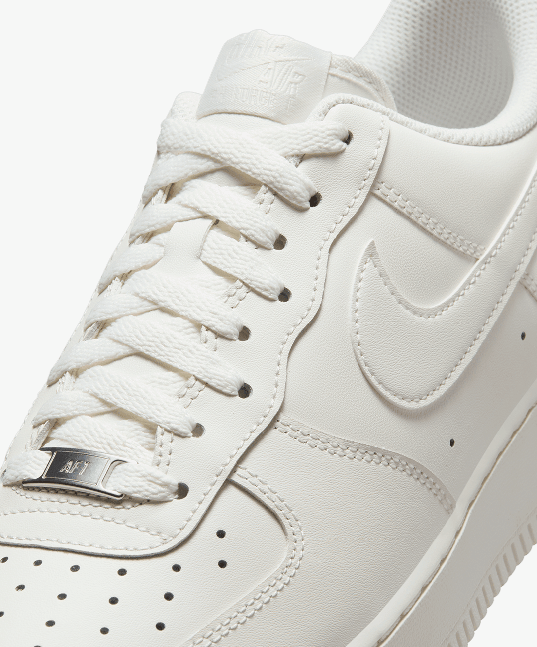 Nike | AIR FORCE 1 '07 { SAIL/SAIL