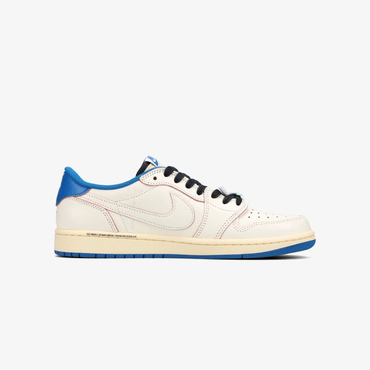 Nike AIR JORDAN 1 LOW OG SP × FRAGMENT DESIGN × TRAVIS SCOTT