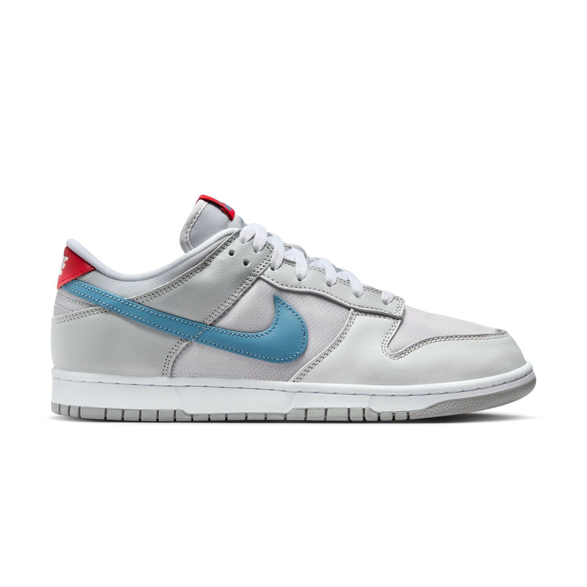 Nike Dunk Low QS Silver Surfer