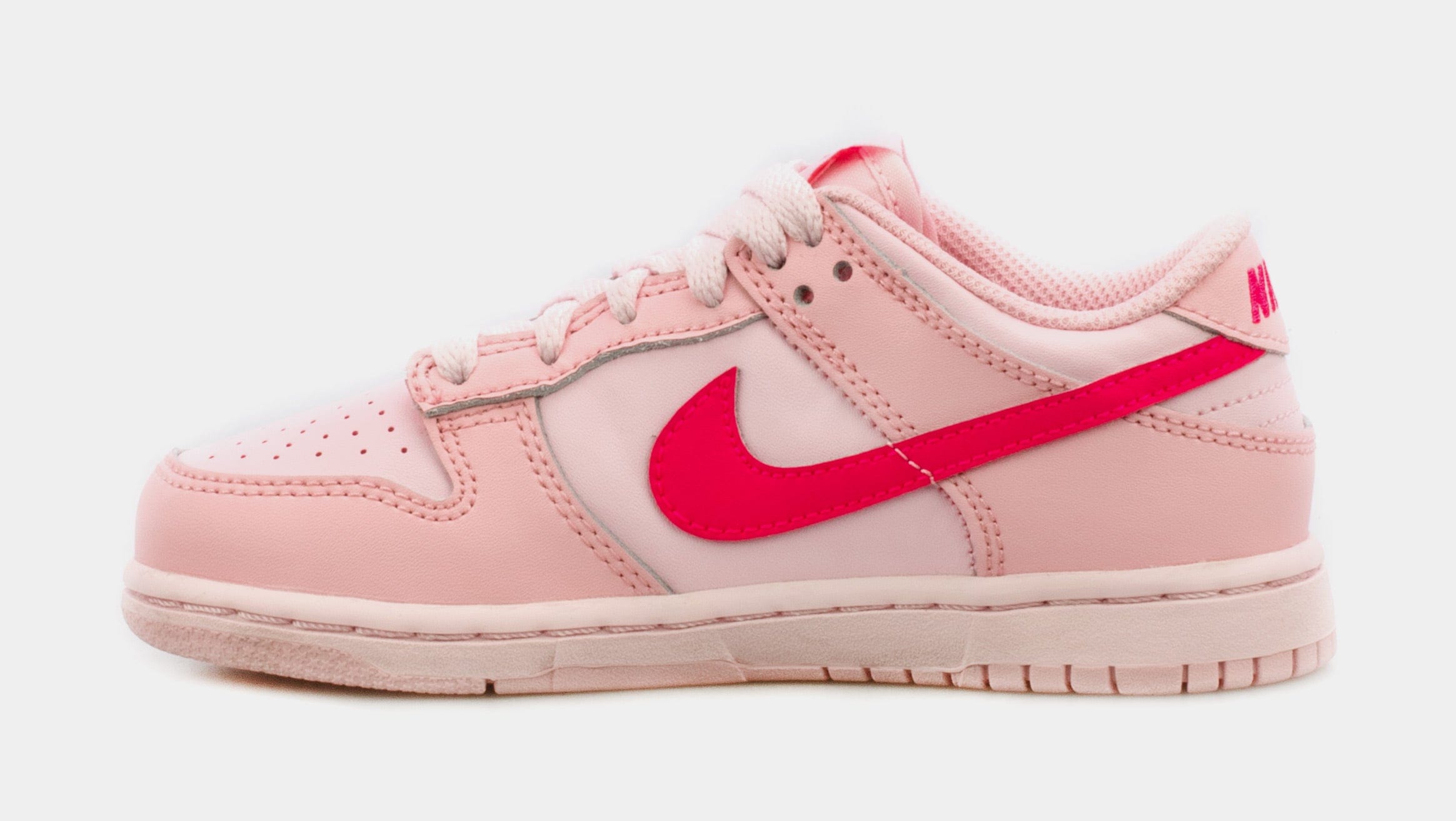 Nike Dunk Low Triple Pink Preschool Lifestyle Shoe (Pink)