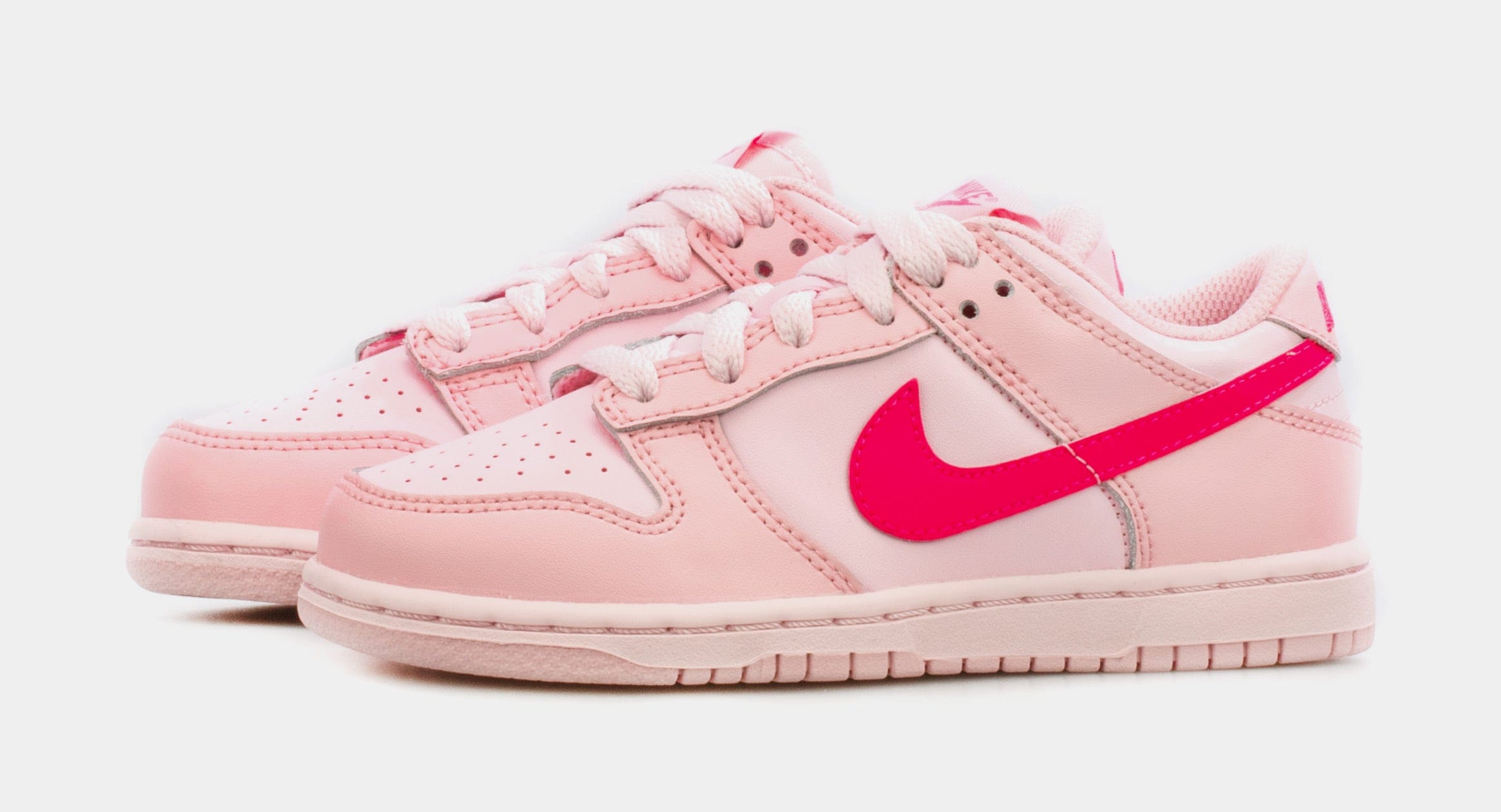 Nike Dunk Low Triple Pink Preschool Lifestyle Shoe (Pink)
