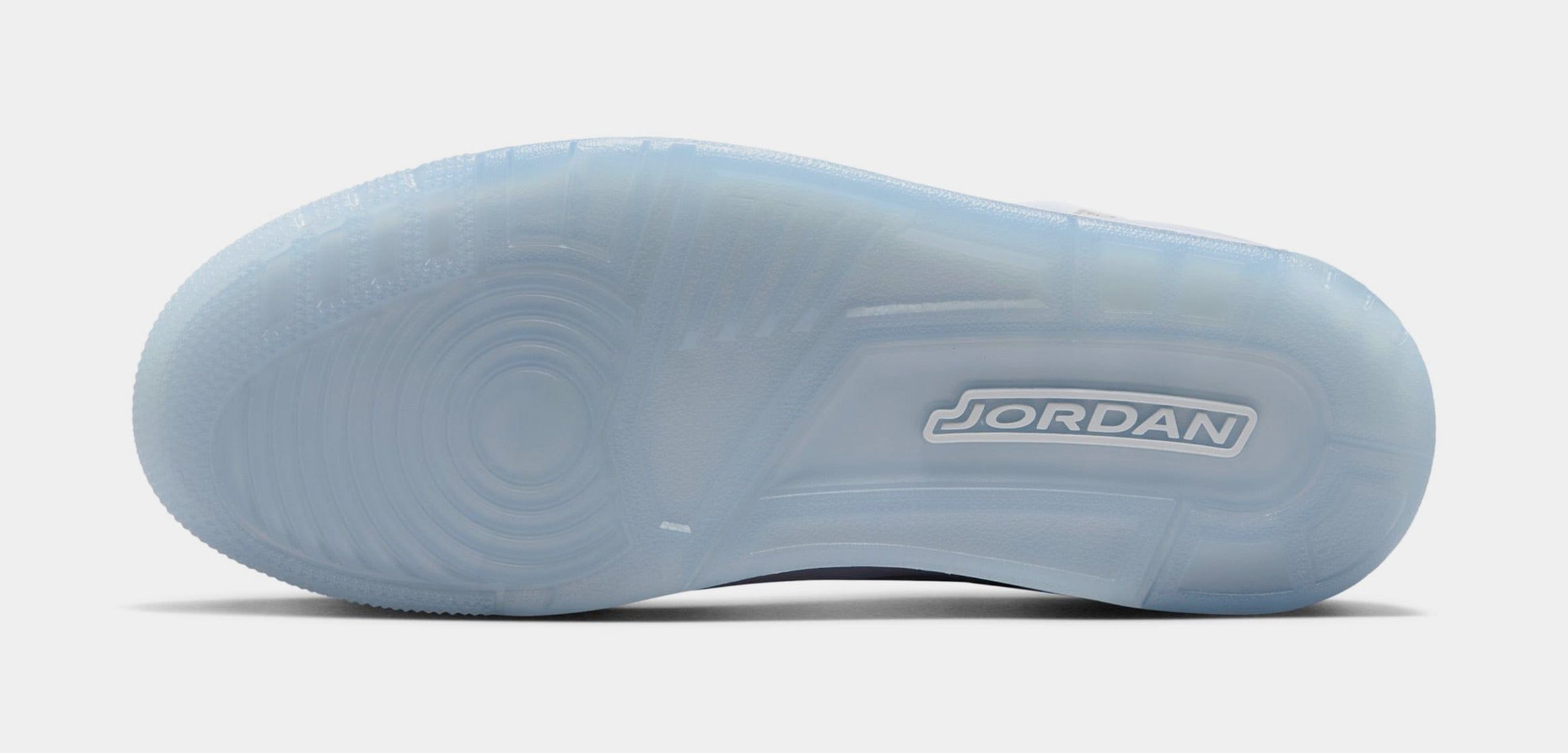 Air Jordan Spizike Low Mens Basketball Shoes (White/Metallic Silver/Barely Blue/Neutral Grey)