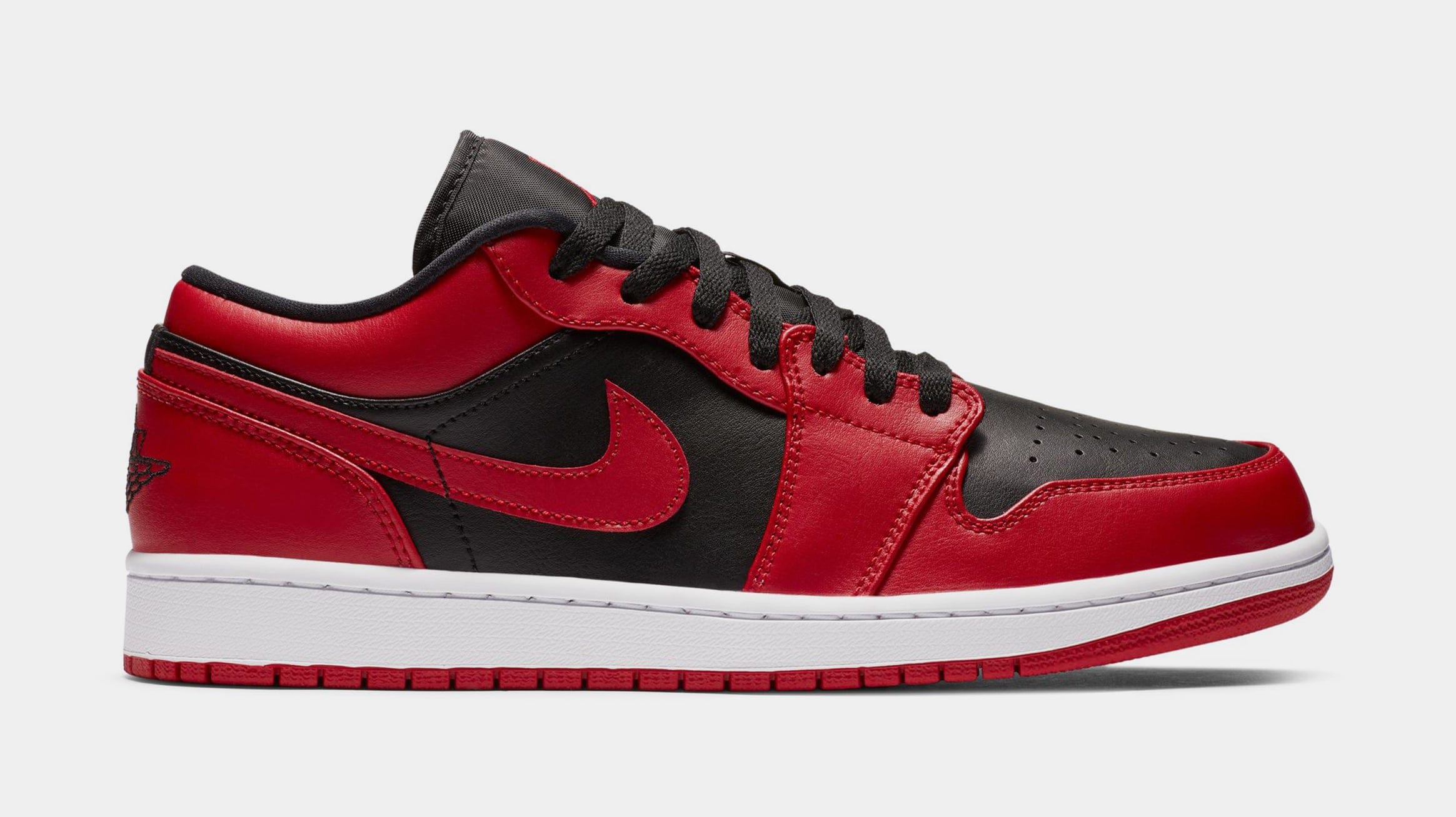 Air Jordan 1 Low Varsity Red Mens Lifestyle Shoe (Varsity Red/Black/White)