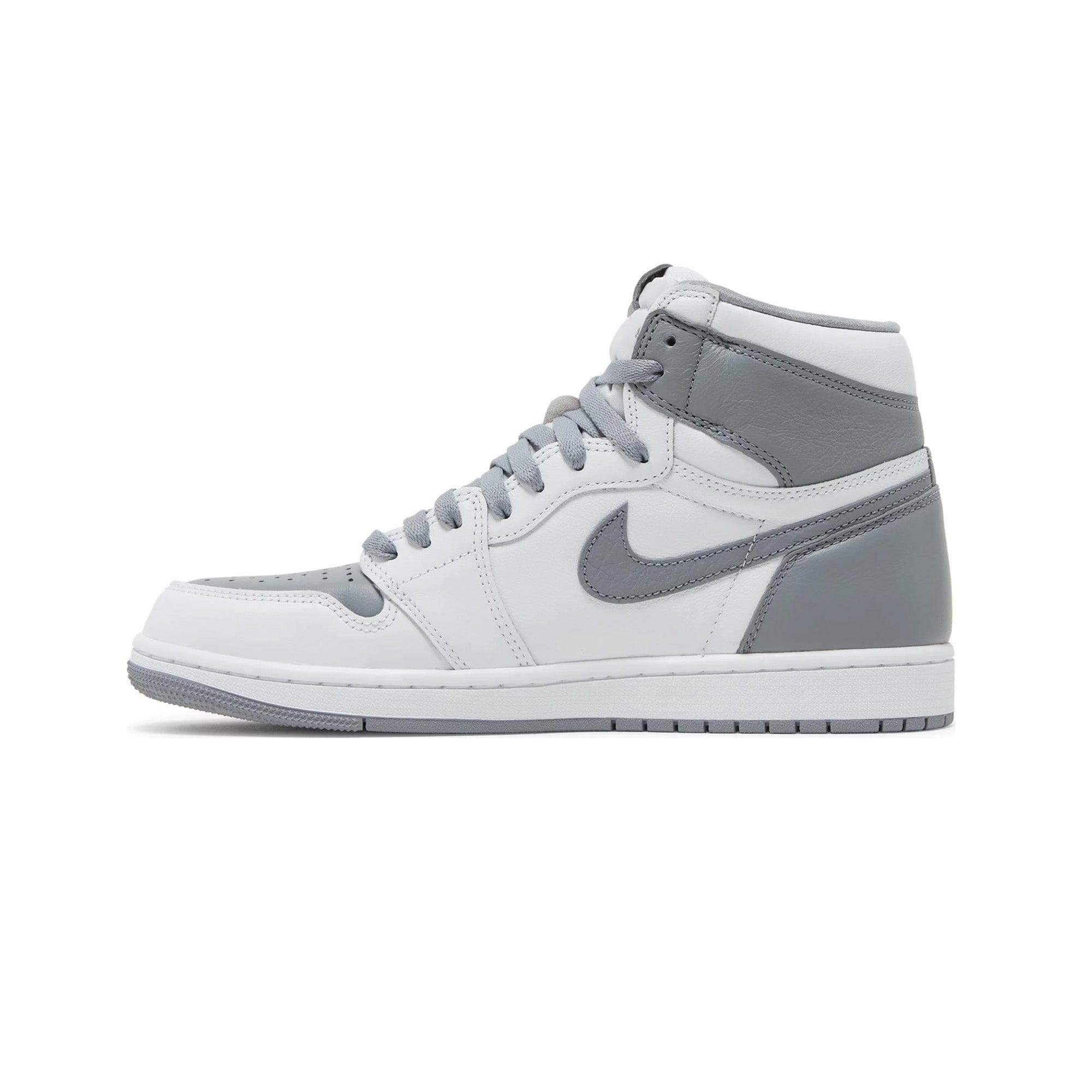 Air Jordan 1 Retro High OG Stealth (2022)