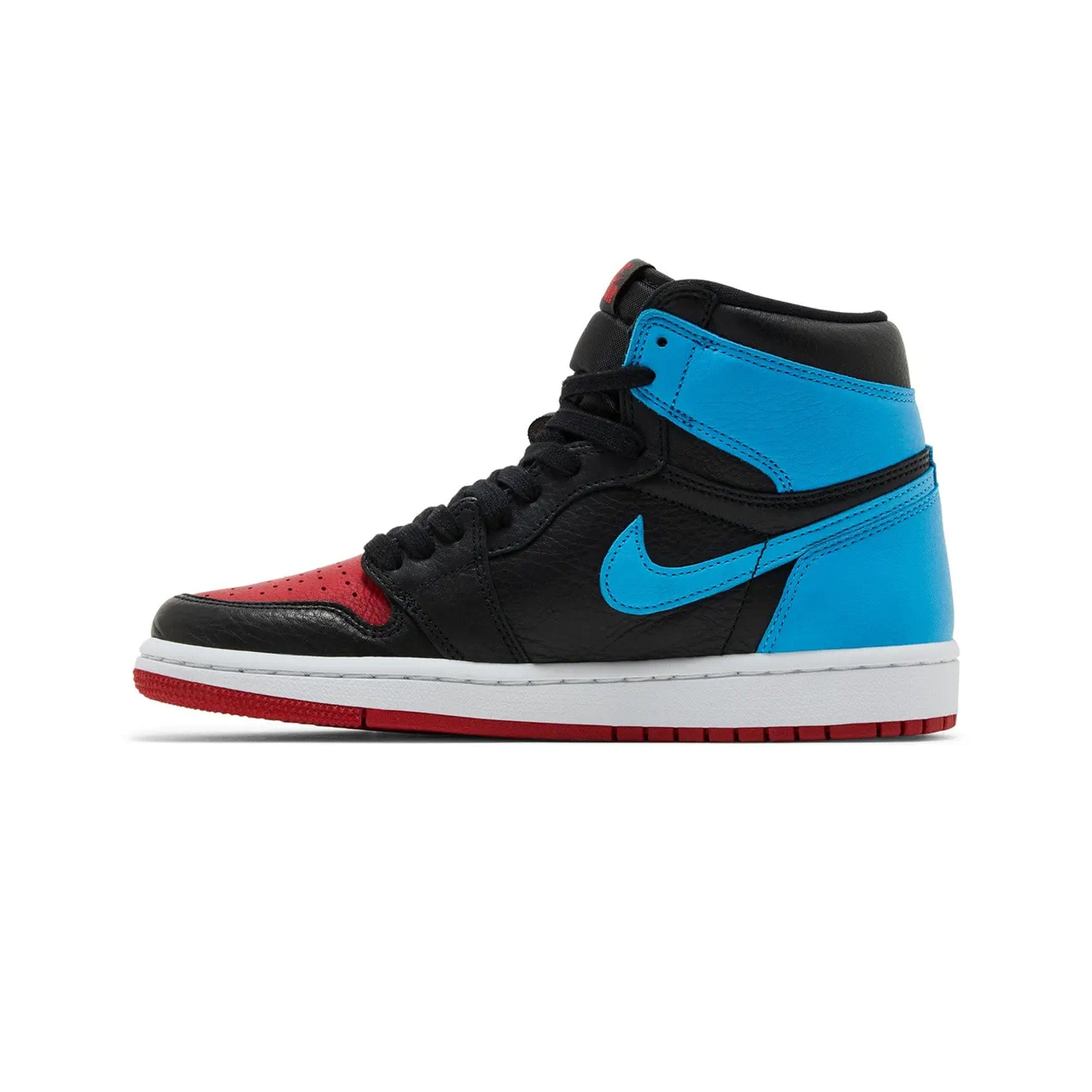 Air Jordan 1 Chicago to UNC W