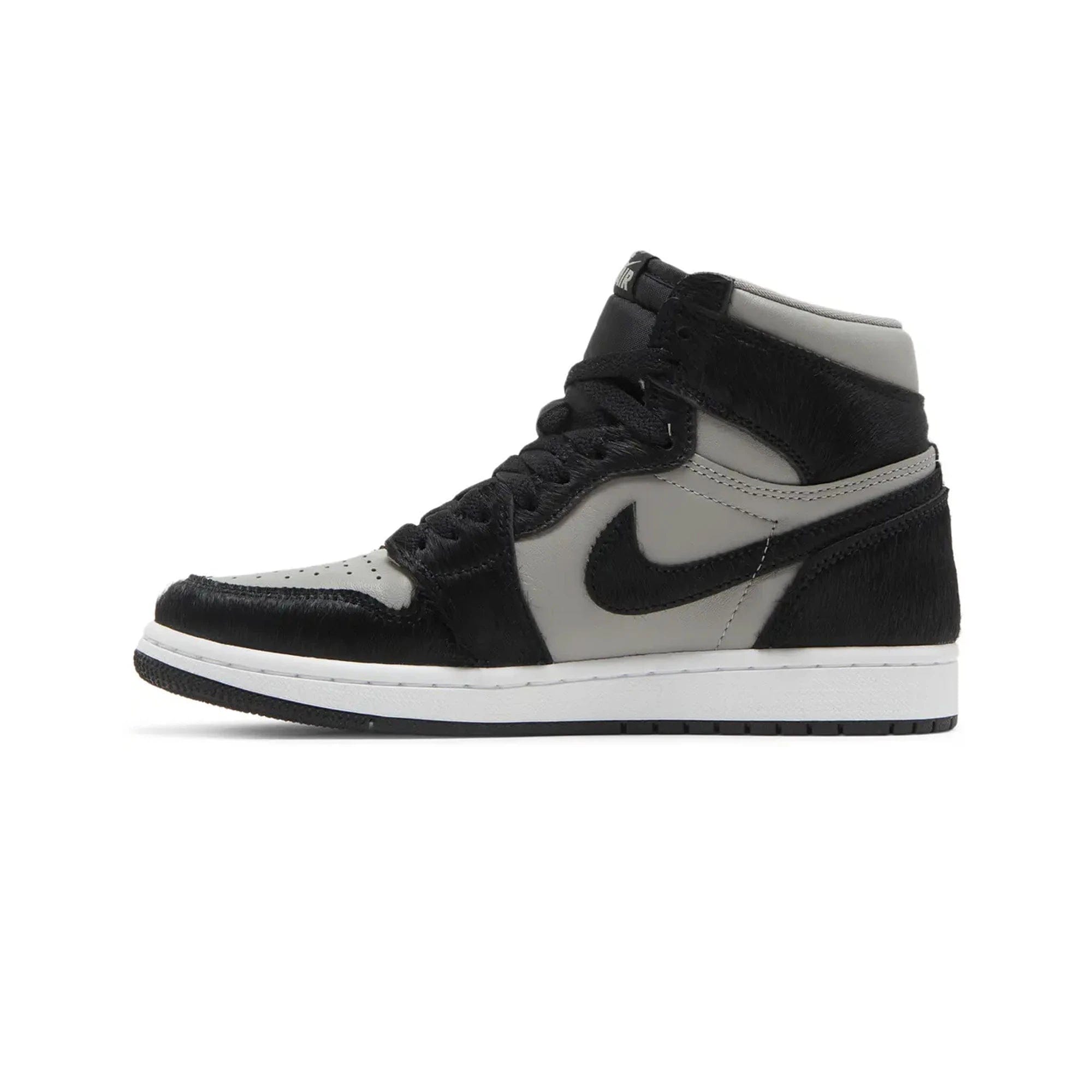 Air Jordan 1 Retro High OG Twist 2.0 Medium Grey Women's (2022)