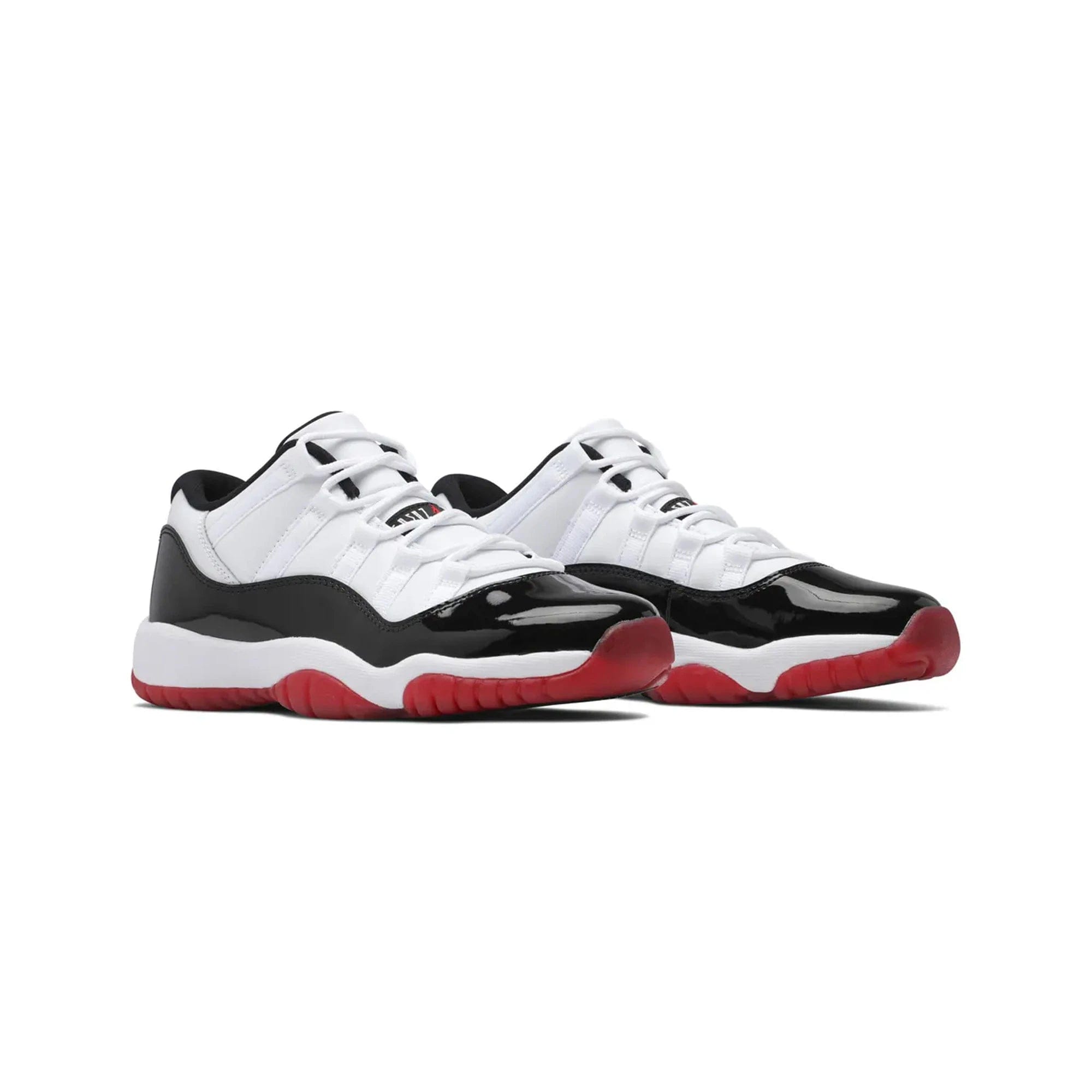 Air Jordan 11 Retro Low Concord Bred (2020)
