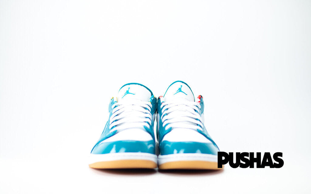 Air Jordan 1 Low SE Barcelona Cyber Teal (2022)
