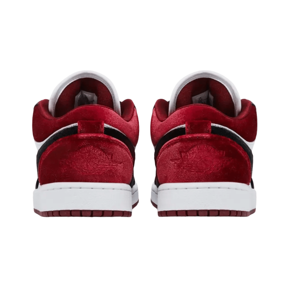 Air Jordan 1 Low SE Velvet Black Toe