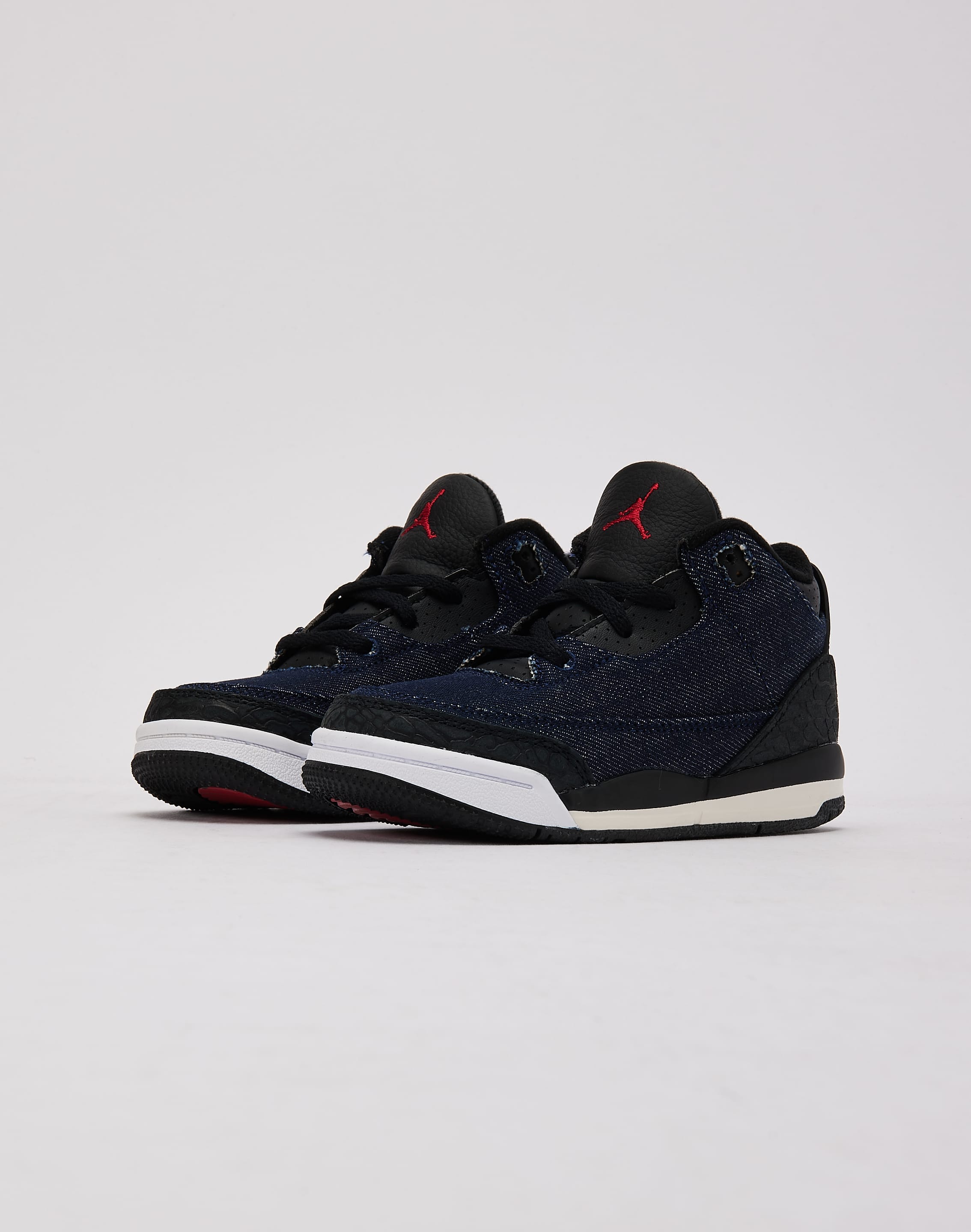 Air Jordan Jordan Air Jordan 3 Retro x Levi's Indigo and Gym Red Pre - School