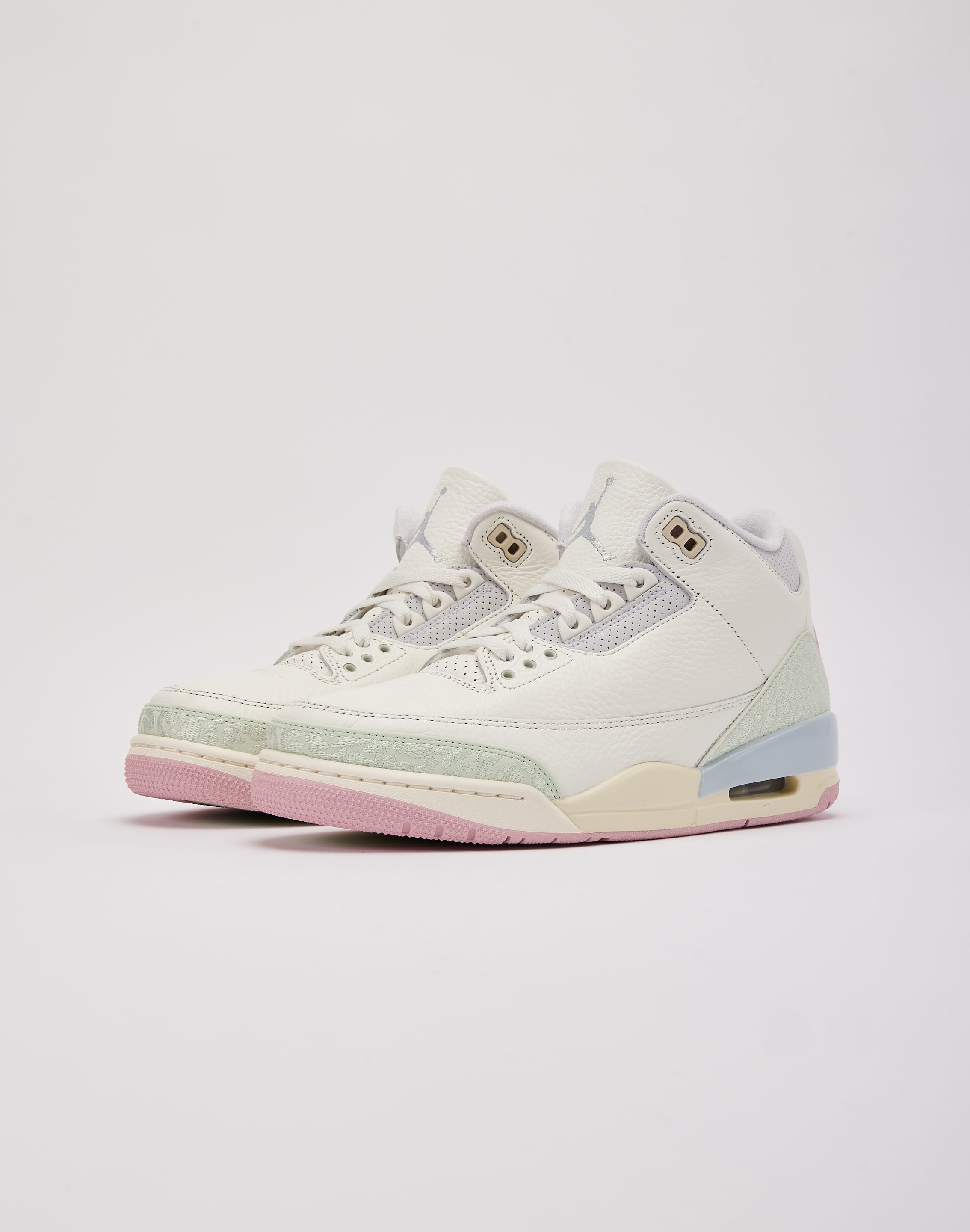 Air Jordan Jordan Air Jordan 3 Retro Sail and Jade Aura