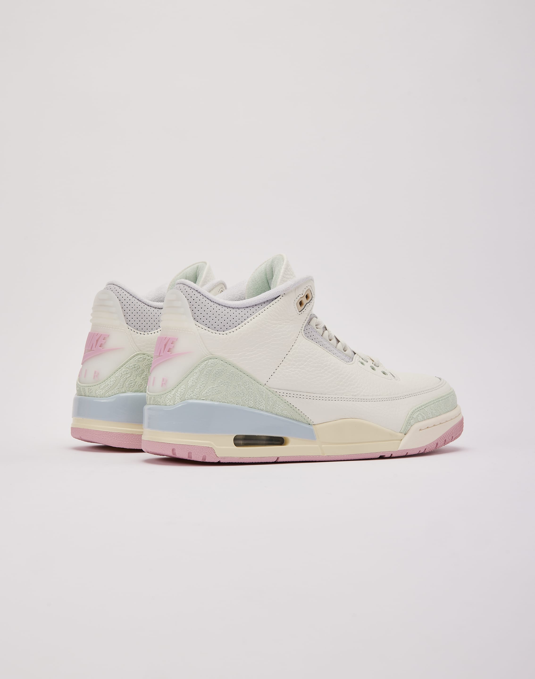 Air Jordan Jordan Air Jordan 3 Retro Sail and Jade Aura