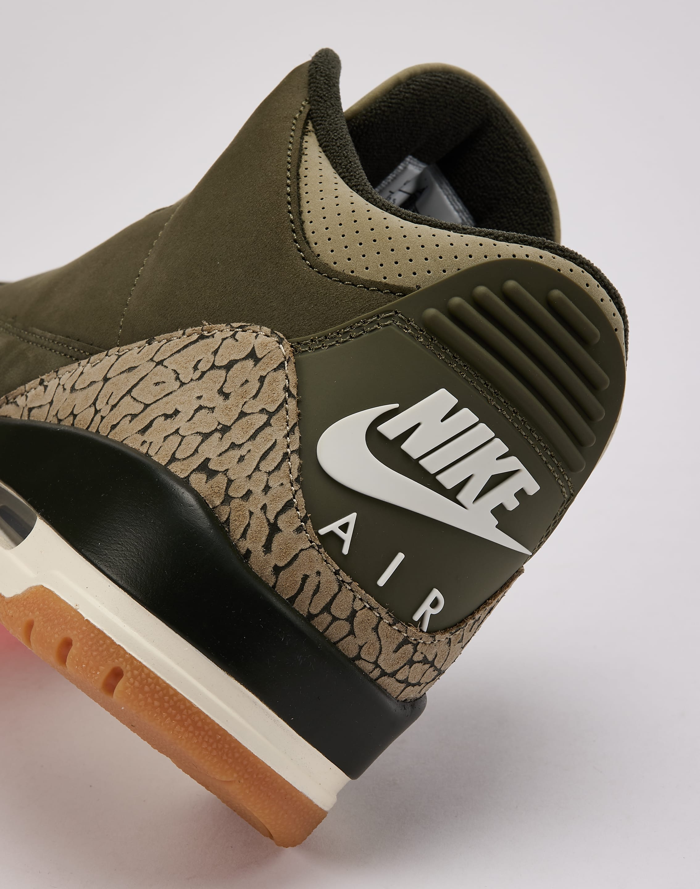 Air Jordan Jordan Air Jordan 3 Retro Medium Olive