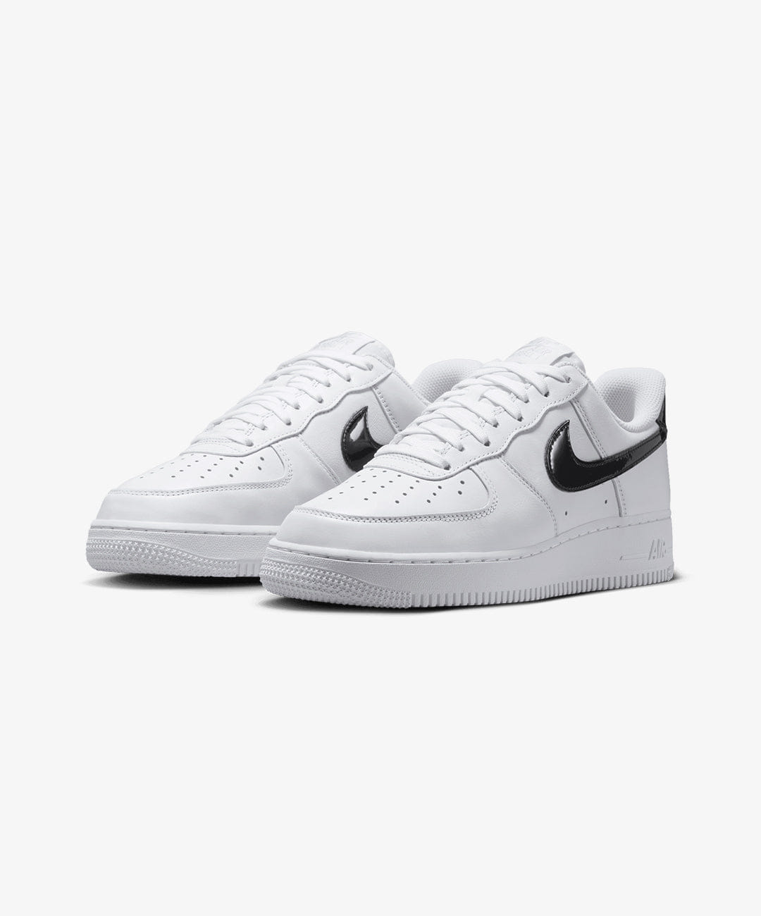 Nike | AIR FORCE 1 '07 SE { WHITE/BLACK - METALLIC SILVER