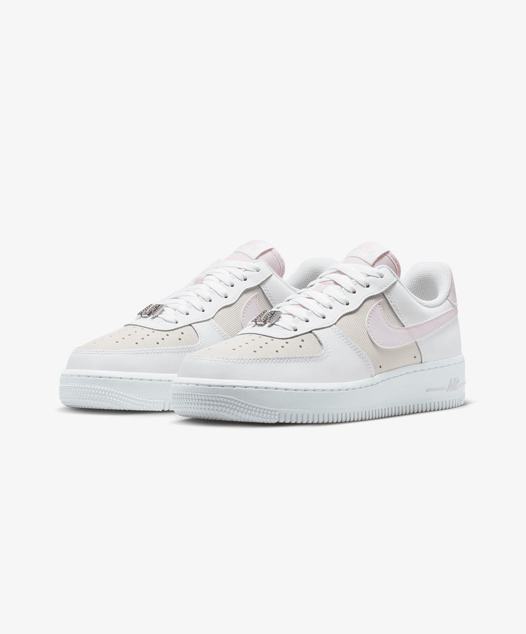 Nike | AIR FORCE 1 '07 SE { WHITE/BLEACHED LILAC - METALLIC SILVER