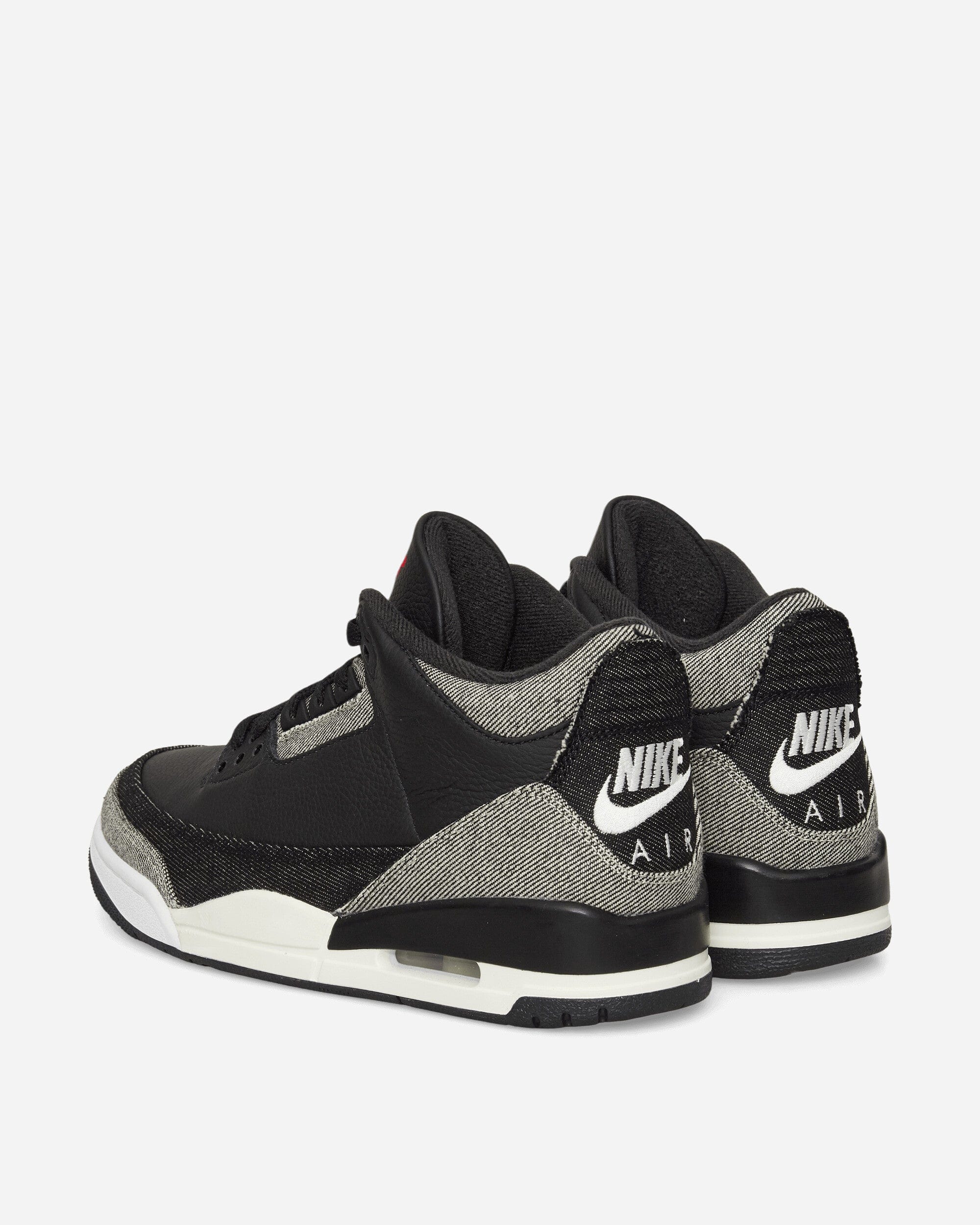 Nike Levi's Air Jordan 3 Sneakers Black / White