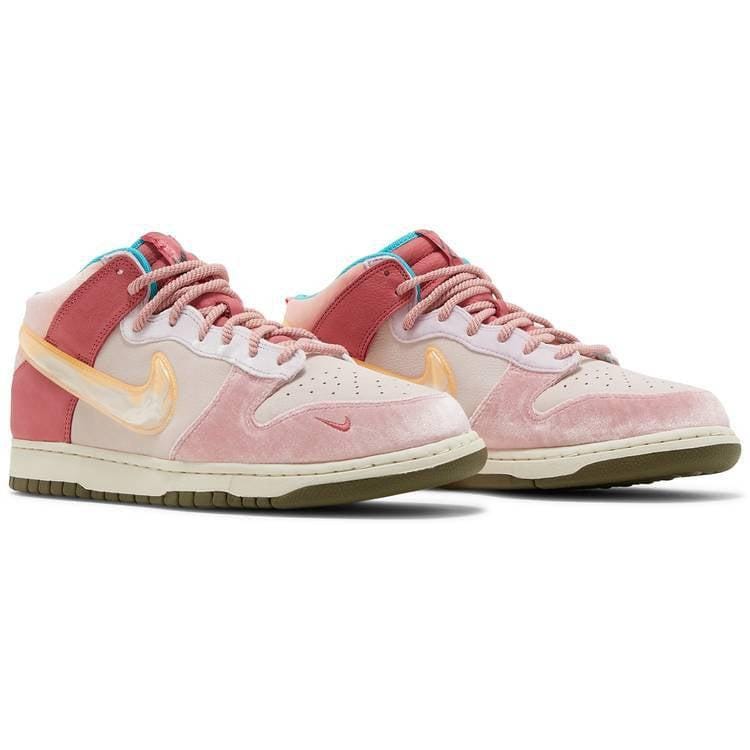 Nike Social Status x Dunk Mid Strawberry Milk