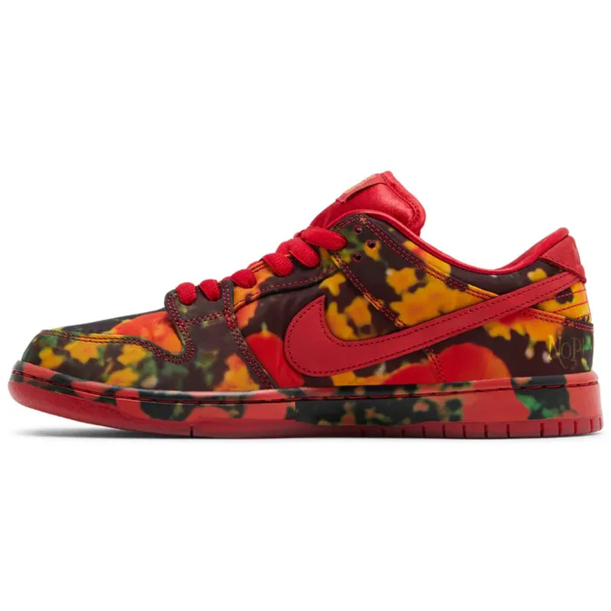 Nike The Wizard of Oz x Nike SB Dunk Low Poppy Field