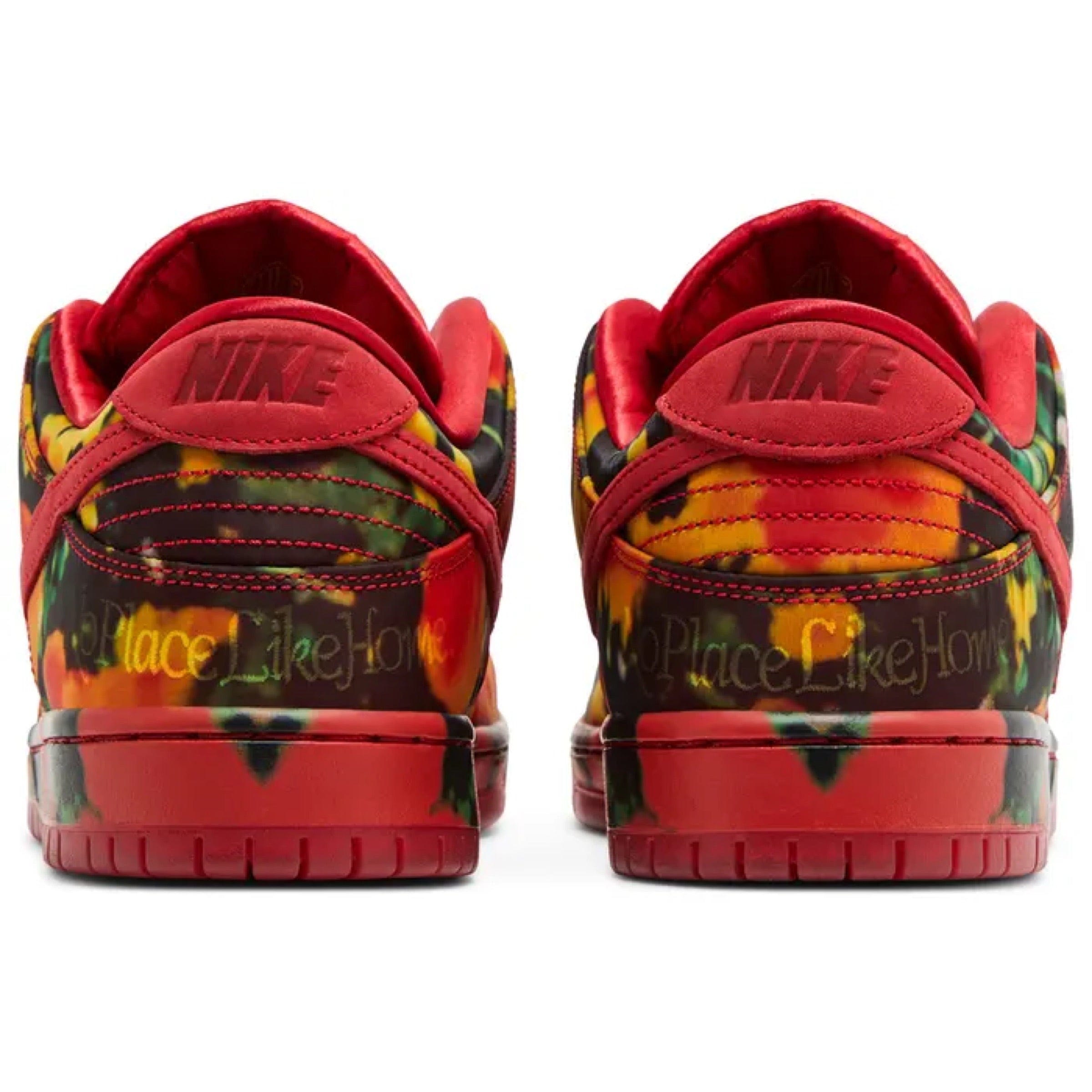 Nike The Wizard of Oz x Nike SB Dunk Low Poppy Field