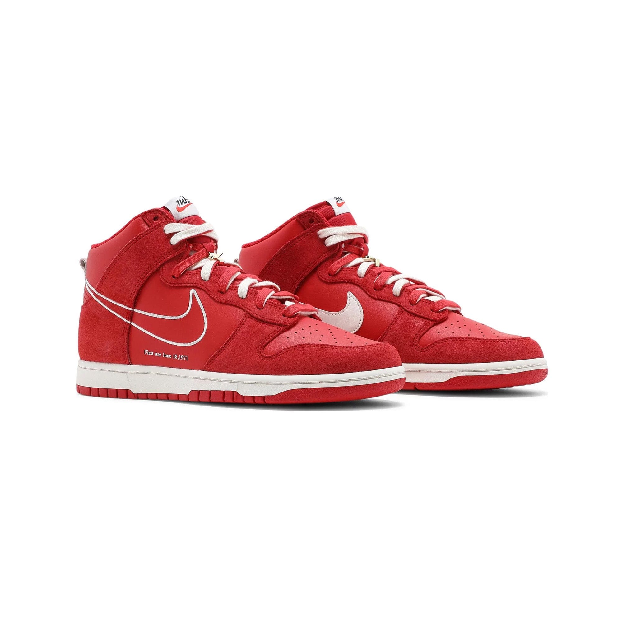 Nike Dunk High SE First Use University Red