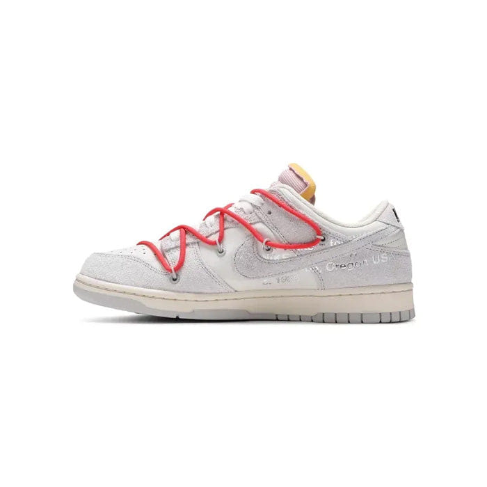 Nike Off - White x Dunk Low Lot 33 of 50