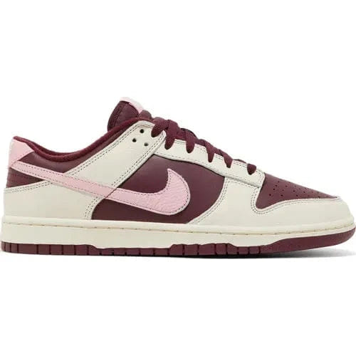 Nike Dunk Valentines Low