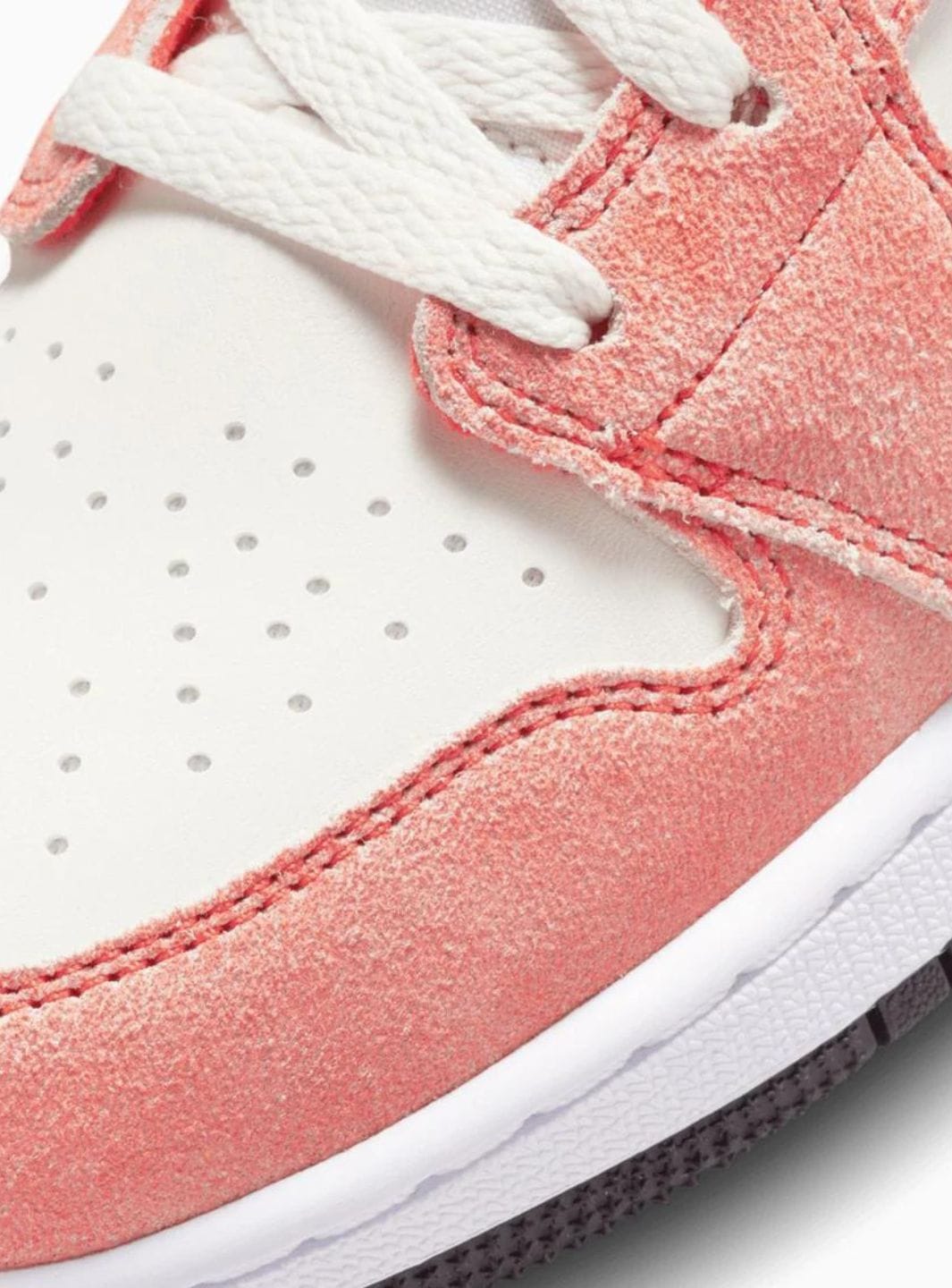 Air Jordan 1 Mid SE Orange Suede
