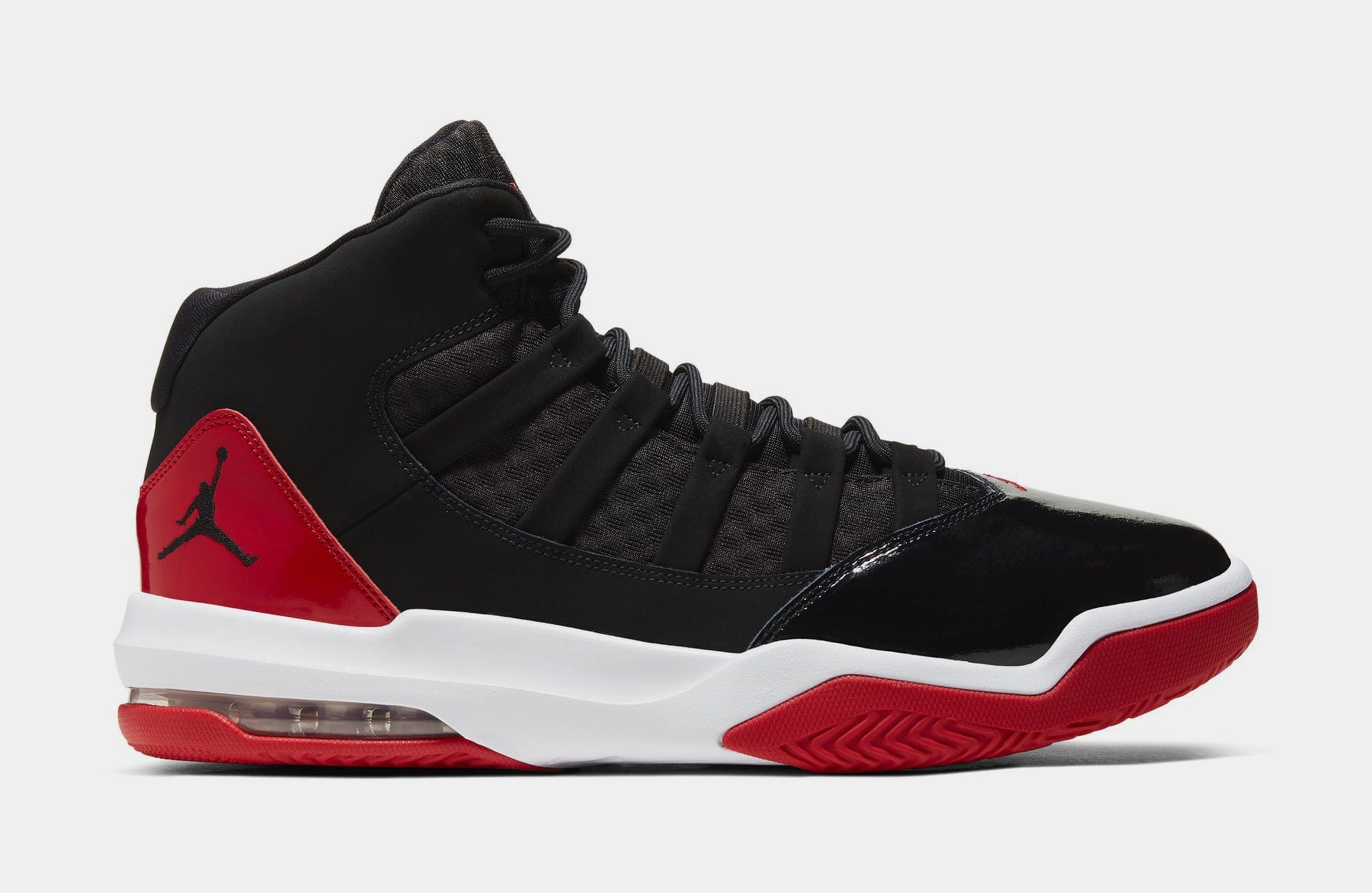 Air Jordan Max Aura Mens Lifestyle Shoes (Black/Red)