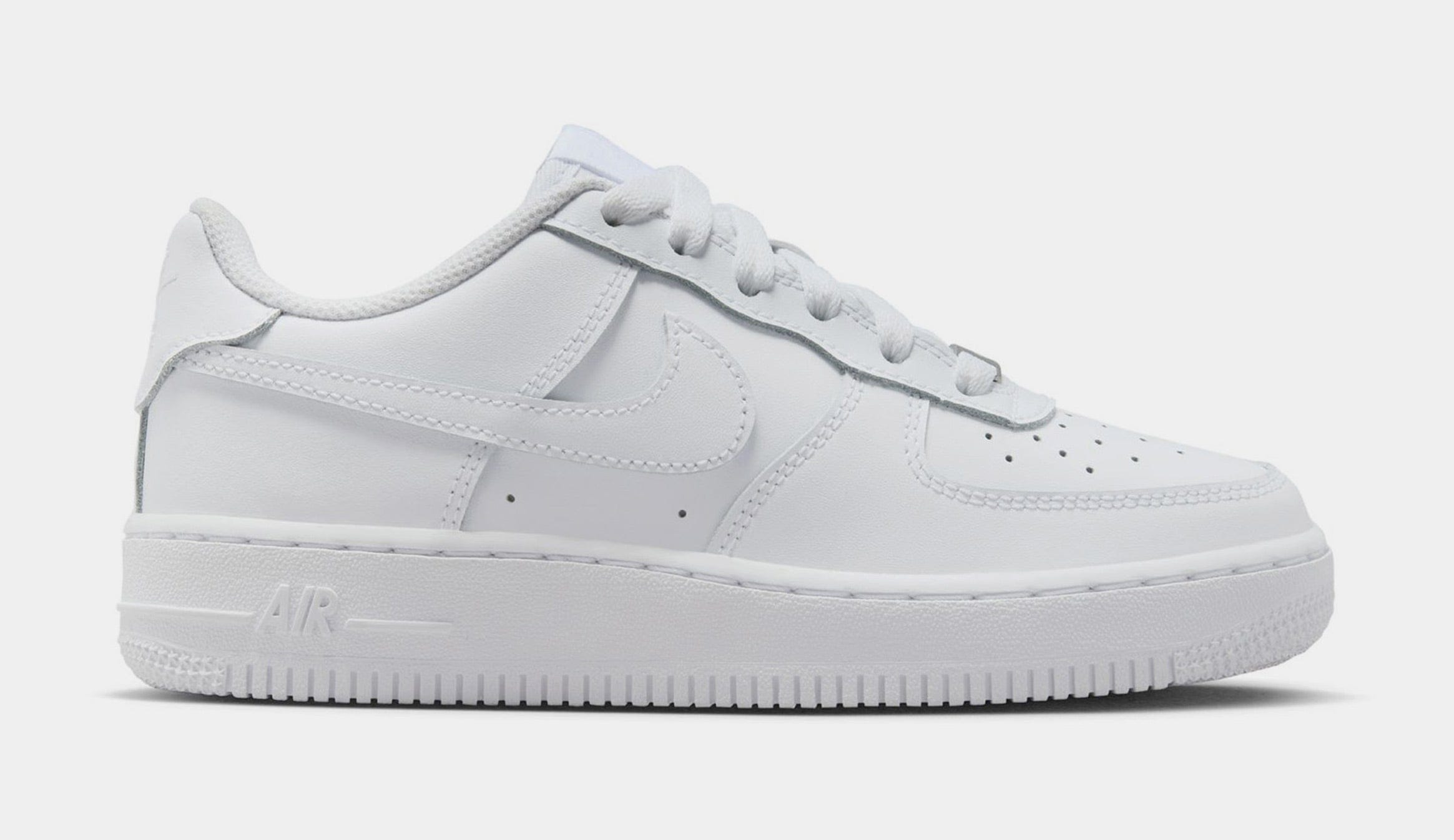 Nike Air Force 1 LE Grade School Lifestyle Shoes (White)