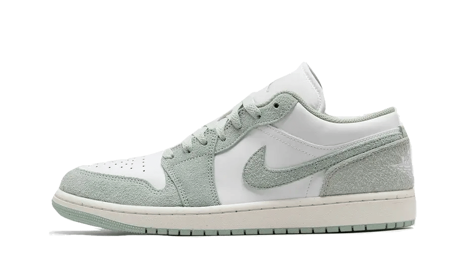 Air Jordan 1 Low SE White Seafoam