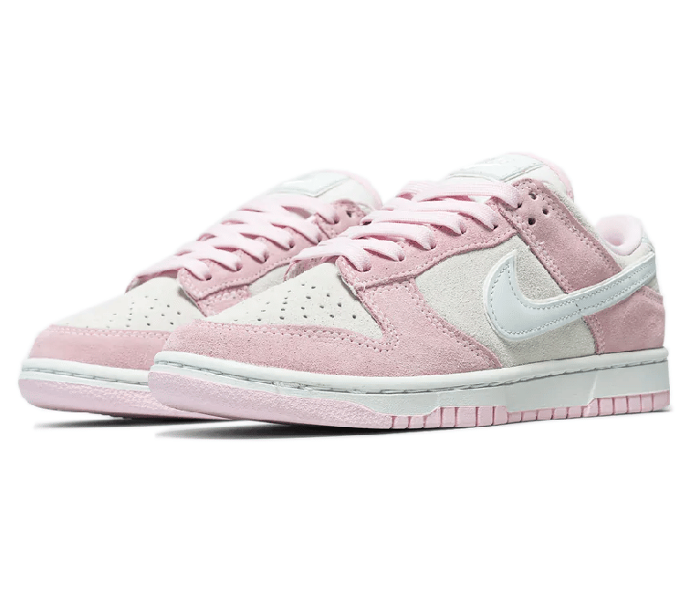 Nike Women's Nike Dunk Low LX (Pink Foam)