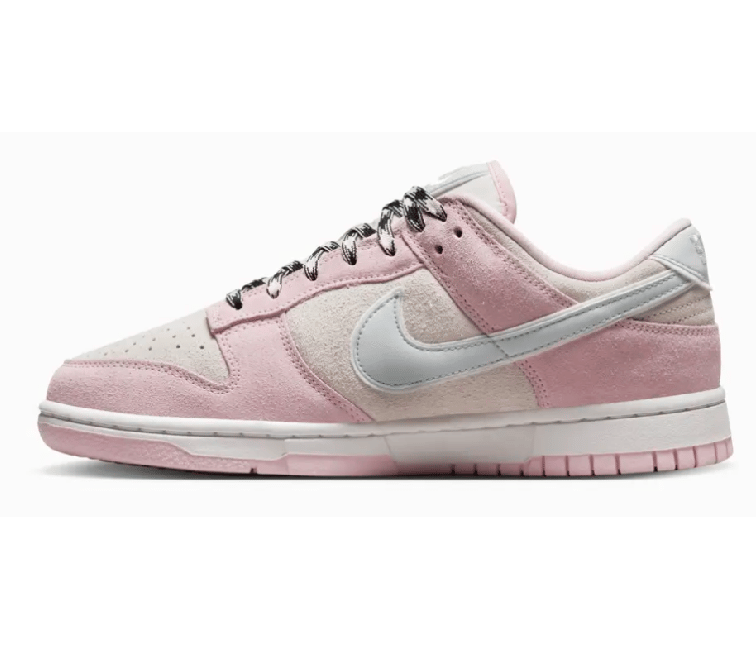 Nike Women's Nike Dunk Low LX (Pink Foam)
