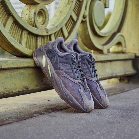 adidas Yeezy 700 Mauve