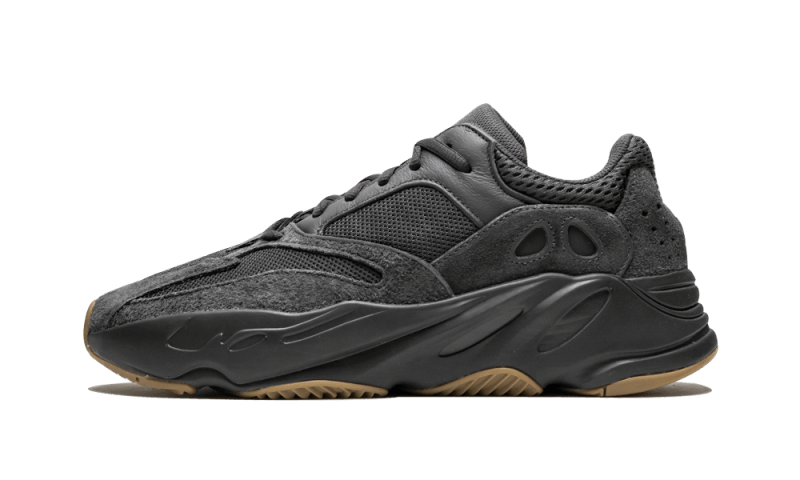 adidas Yeezy 700 Utility Black