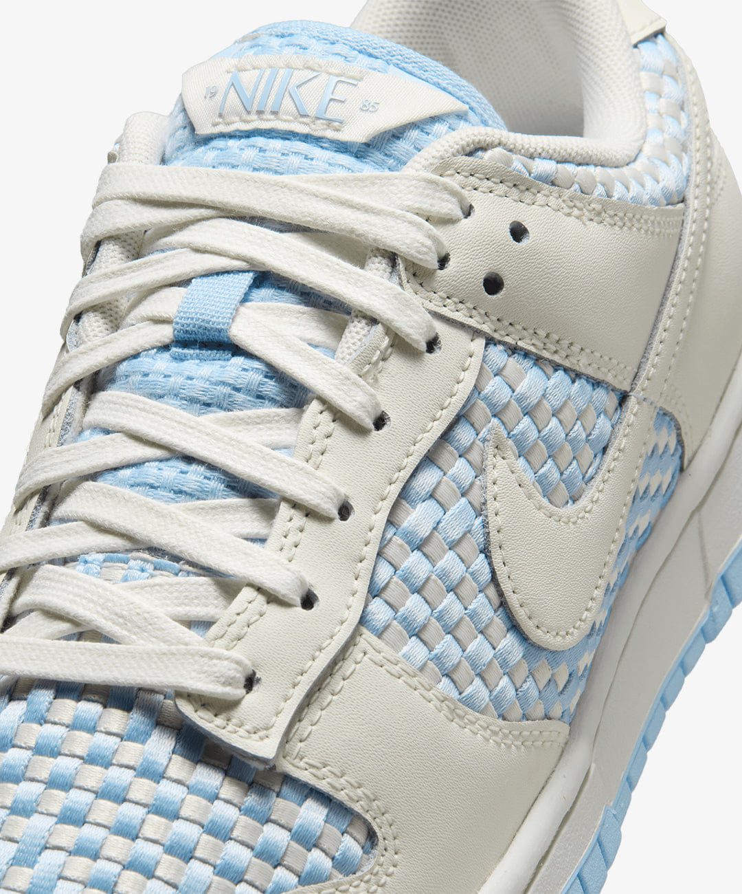 NIKE | DUNK LOW { HYDROGEN BLUE/PALE IVORY - SAIL