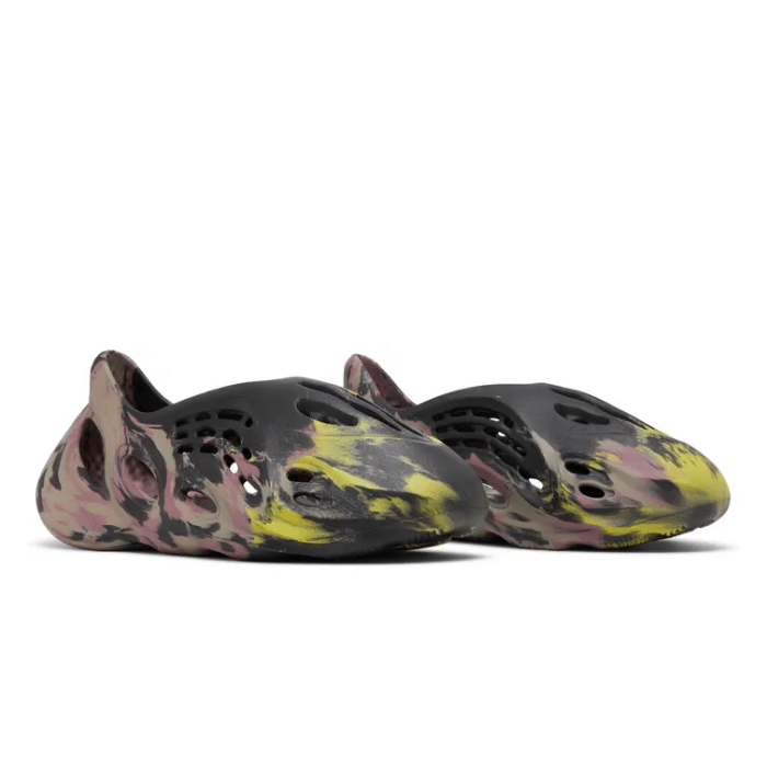 Adidas Yeezy Foam RNR MX Carbon