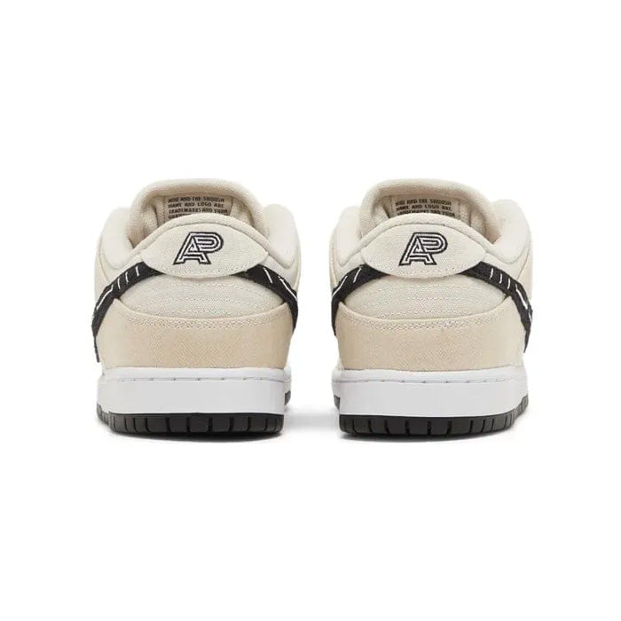 Nike Dunk Low SB Jiu - Jitsu x Albino & Preto