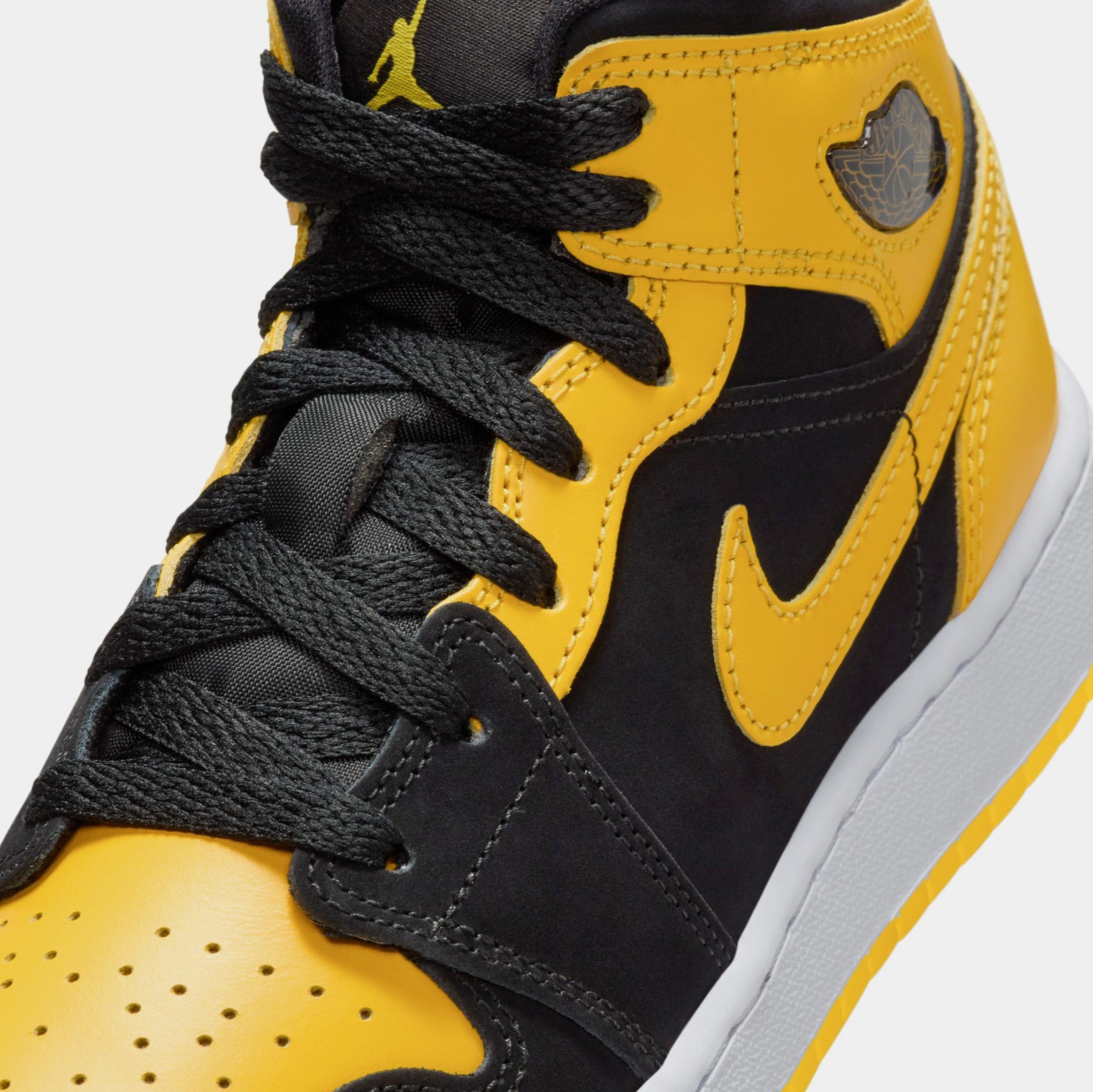 Air Jordan 1 Mid Grade School Lifestyle Shoes ( Black/White/Varsity Maize)