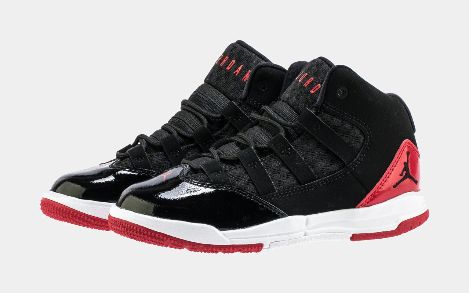 Air Jordan Max Aura Preschool Lifestyle Shoe (Black/Black)
