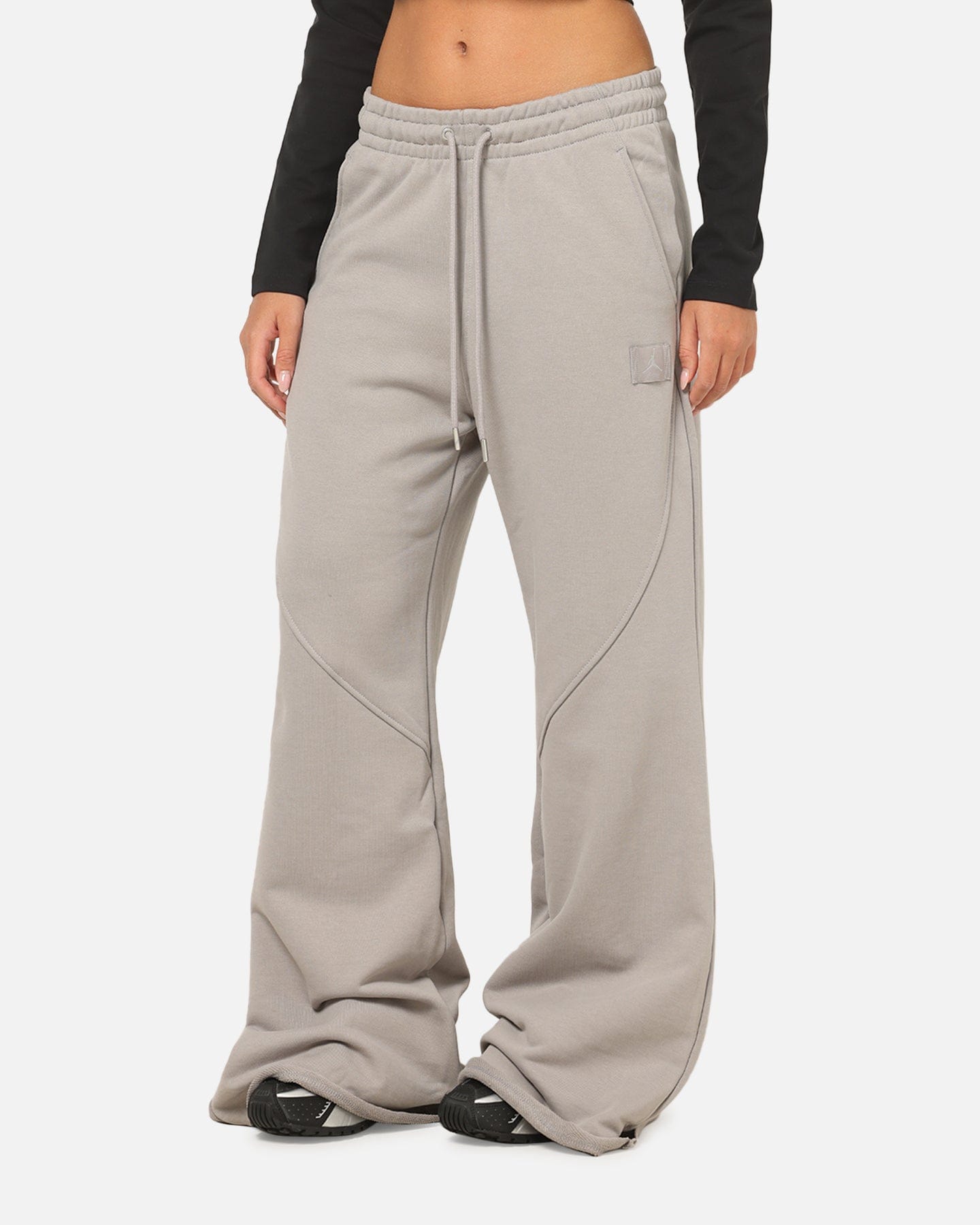 Air Jordan Jordan Women's Jumpman Flight Fleece Flared Pants Enigma Stone