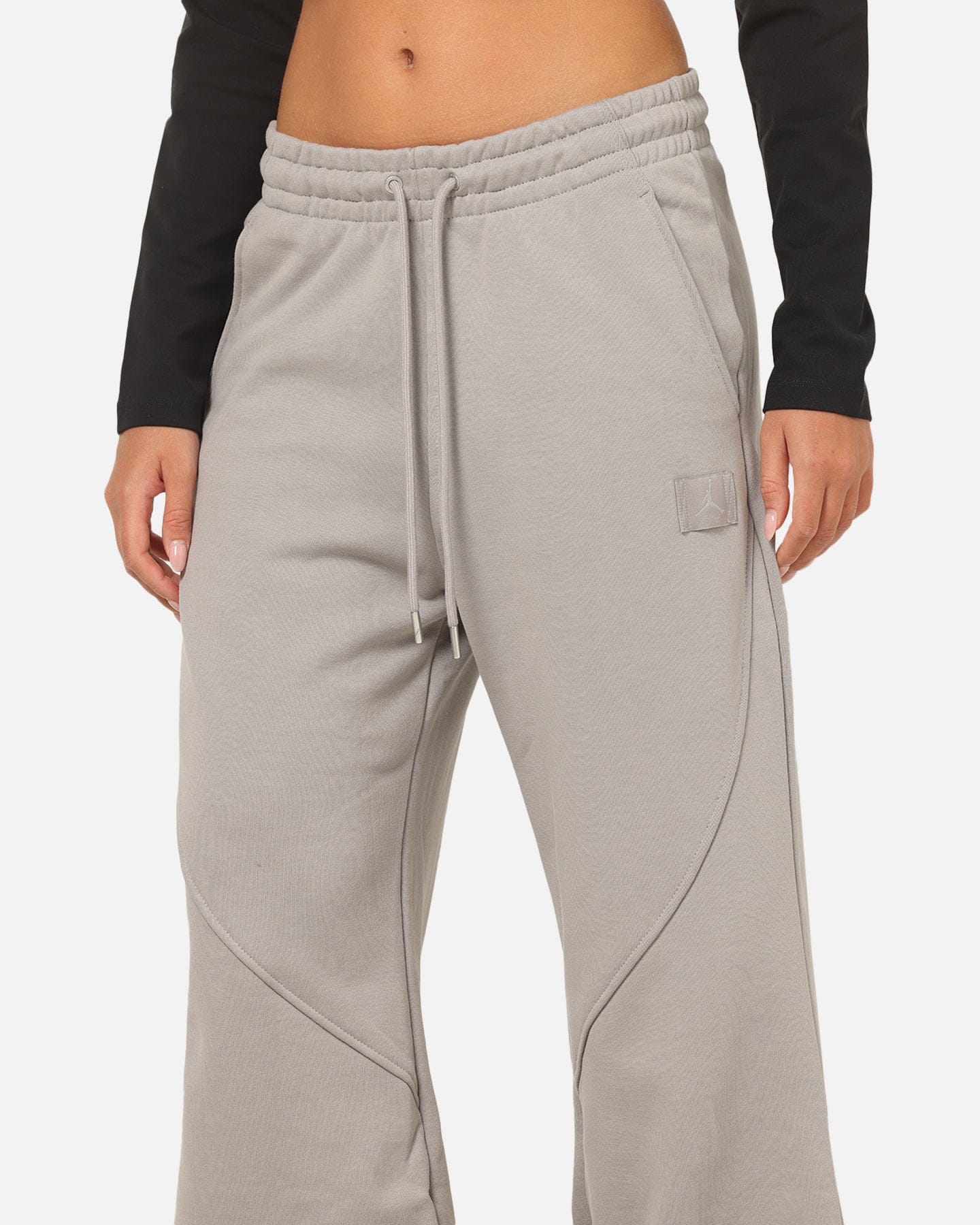 Air Jordan Jordan Women's Jumpman Flight Fleece Flared Pants Enigma Stone